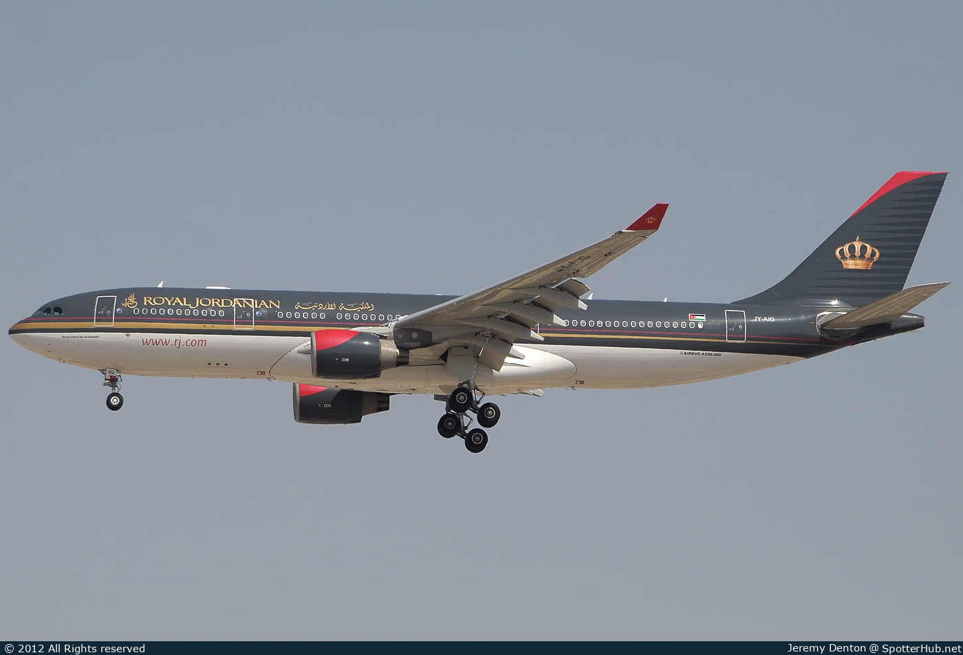 Photo of JY-AIG - Airbus A330-223 operated by Royal Jordanian Airlines