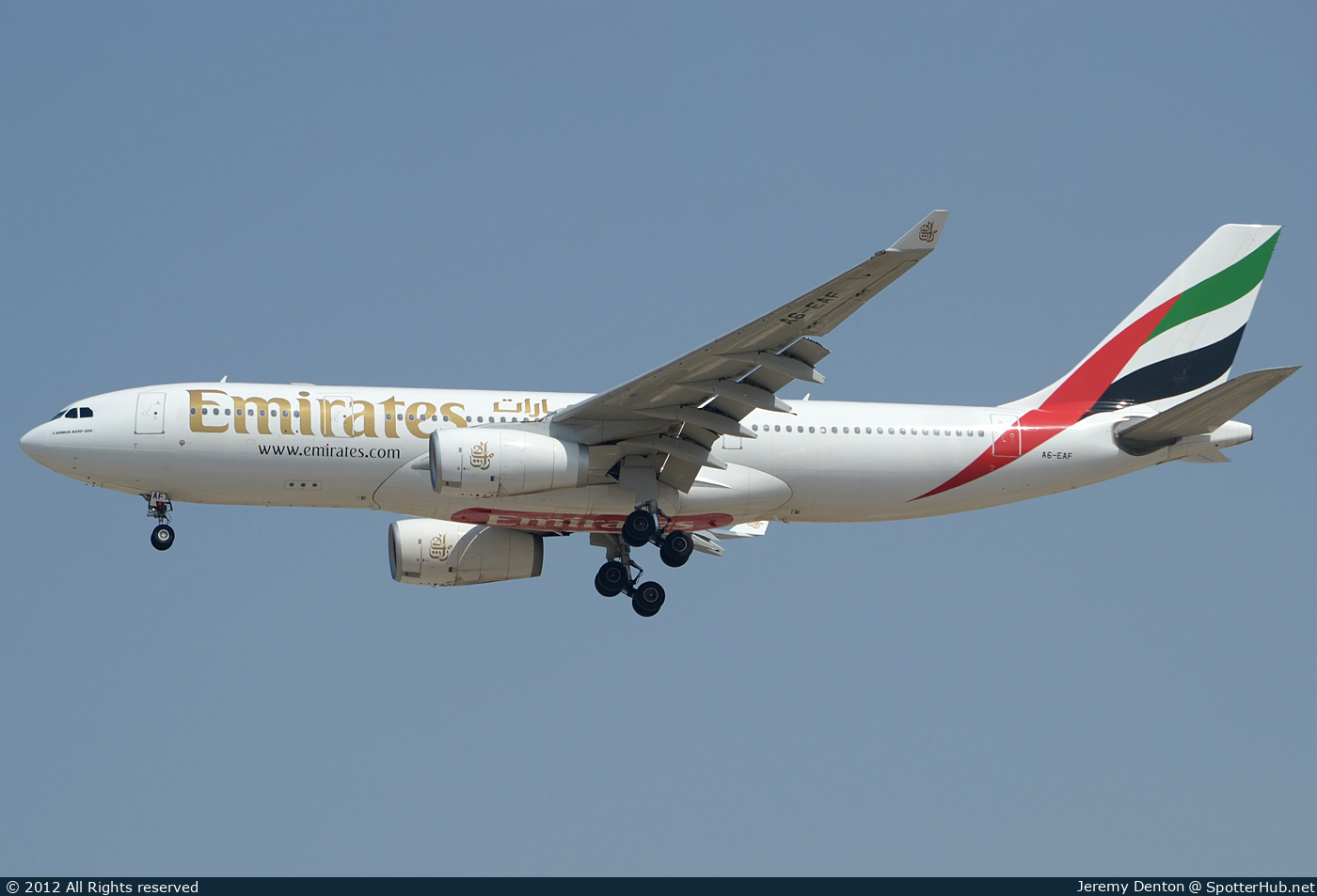 Photo of A6-EAF - Airbus A330-243 operated by Emirates