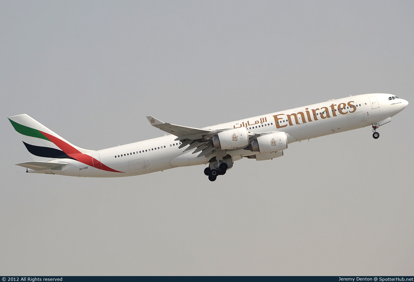 Photo of A6-ERB - Airbus A340-541 operated by Emirates