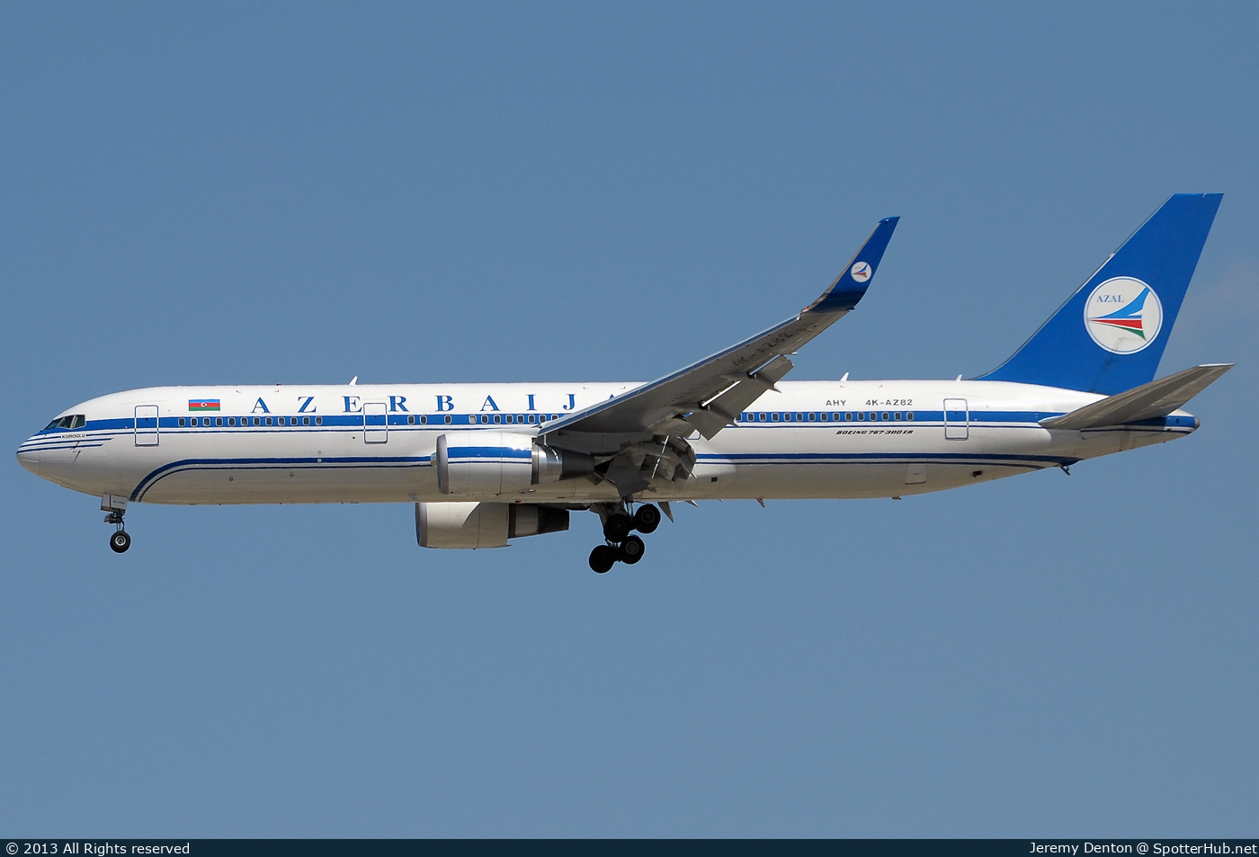 Photo of 4K-AZ82 - Boeing 767-32L(ER) operated by Azerbaijan Airlines