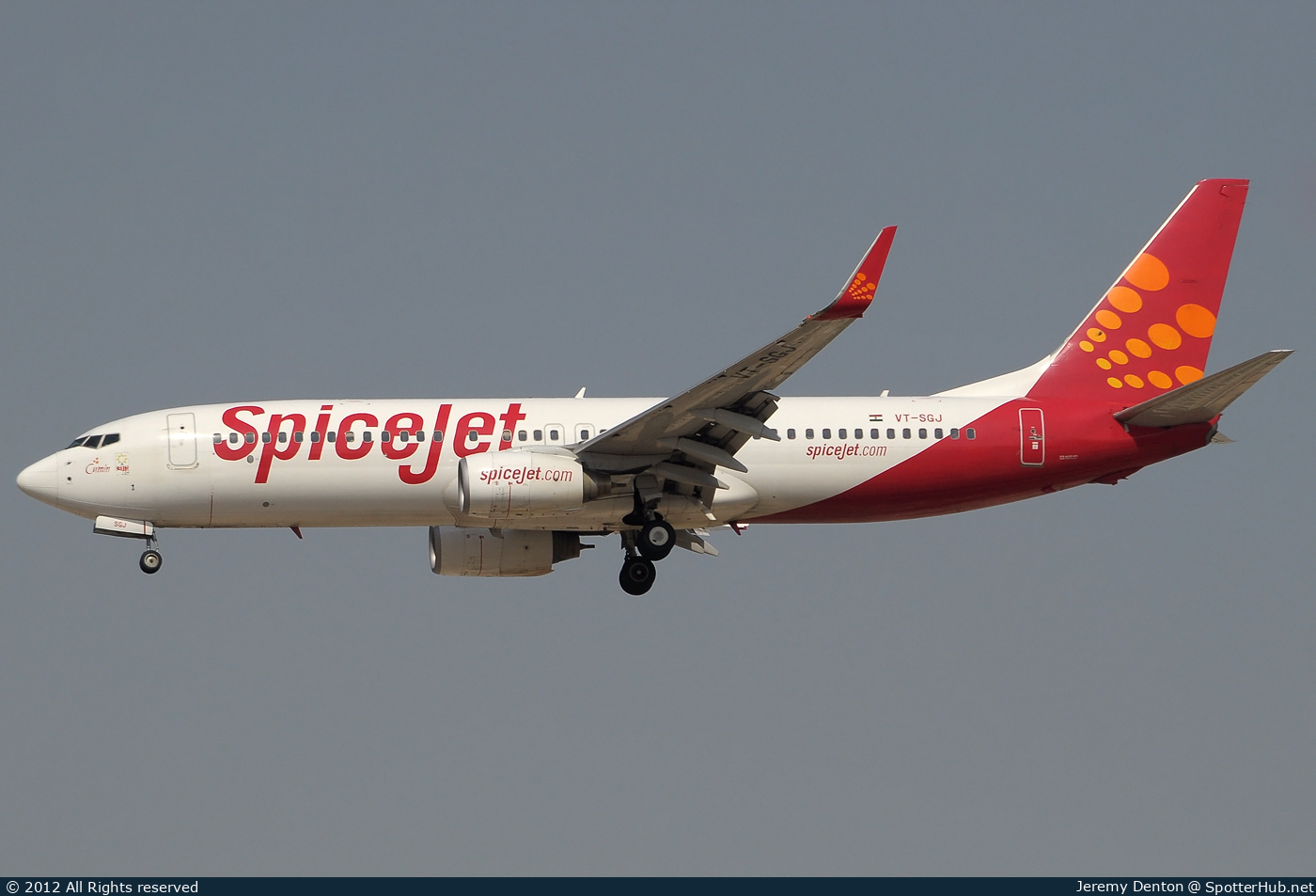 Photo of VT-SGJ - Boeing 737-86J operated by SpiceJet