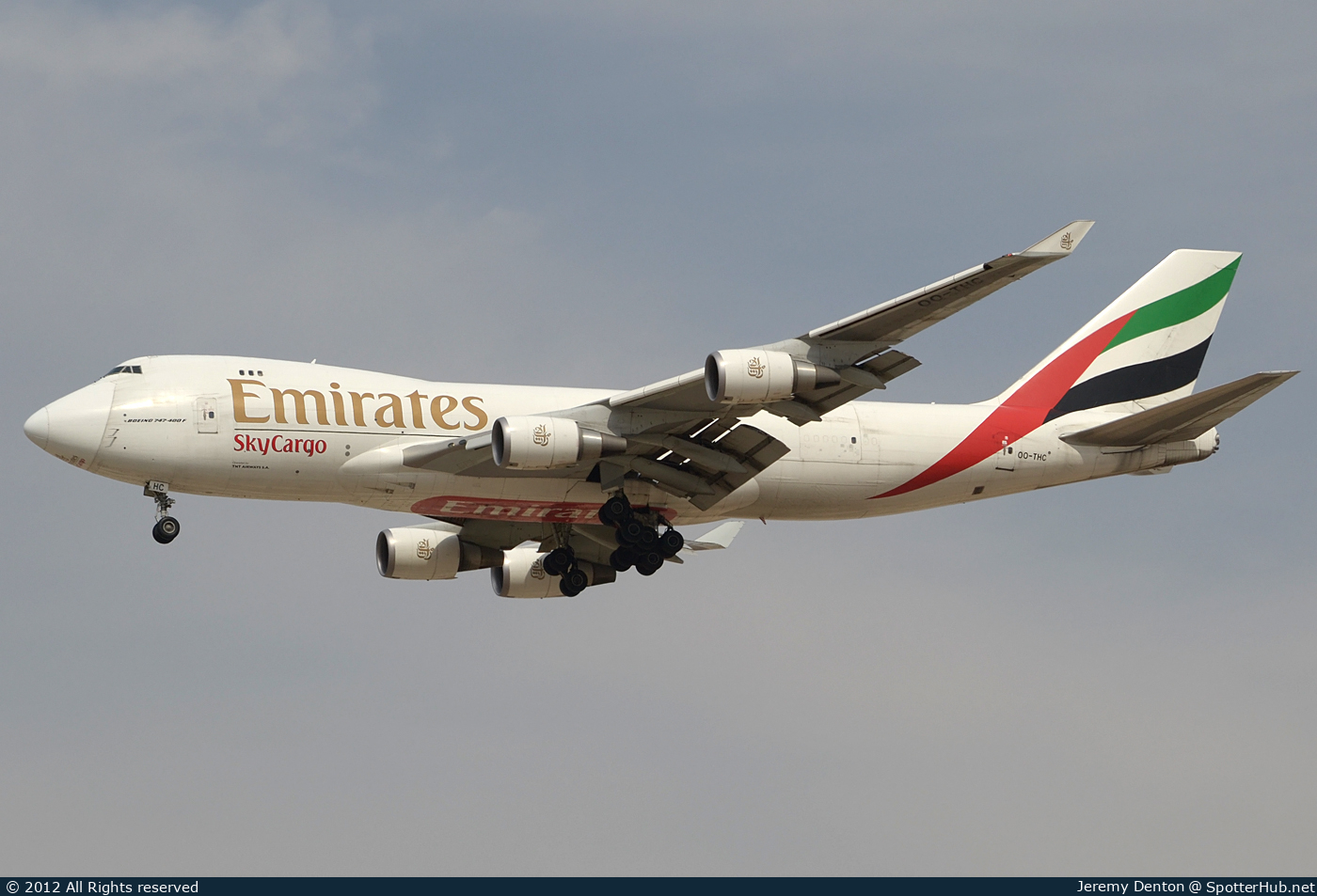 Photo of OO-THC - Boeing 747-4HAF(ER) operated by Emirates SkyCargo (opb TNT Airways)