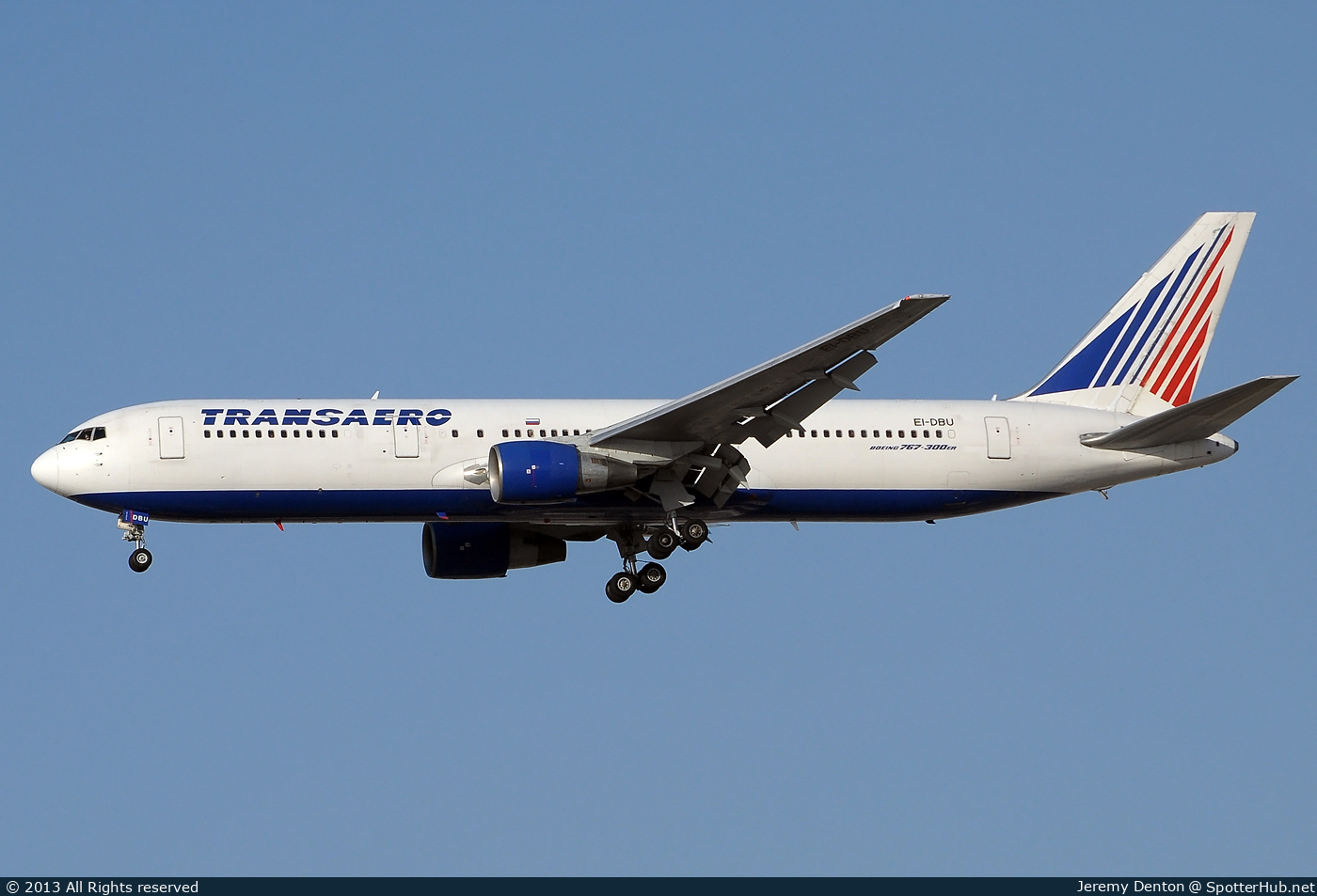 Photo of EI-DBU - Boeing 767-37E(ER) operated by Transaero