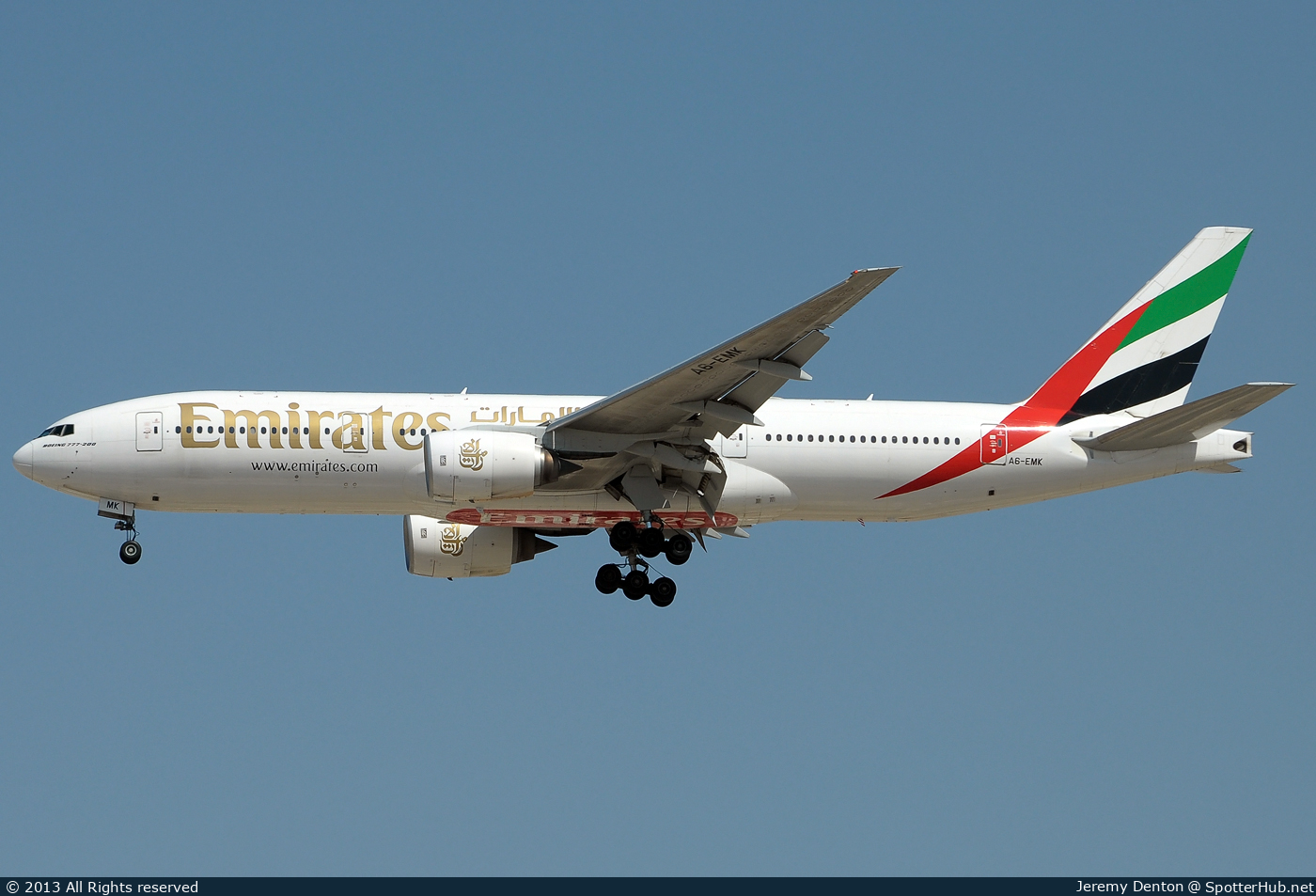 Photo of A6-EMK - Boeing 777-21H(ER) operated by Emirates