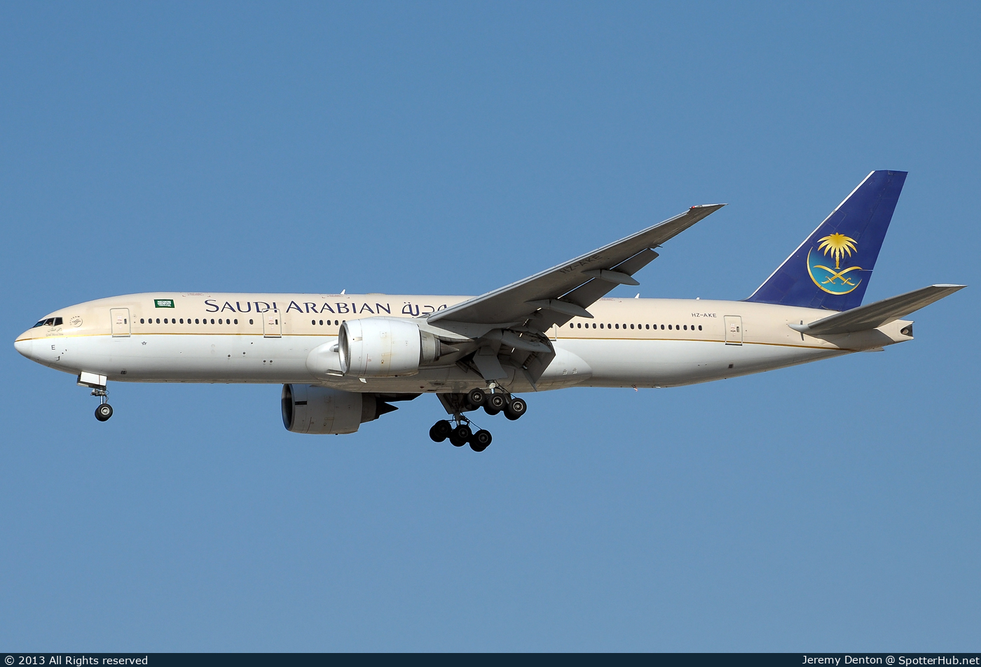 Photo of HZ-AKE - Boeing 777-268(ER) operated by Saudi Arabian Airlines