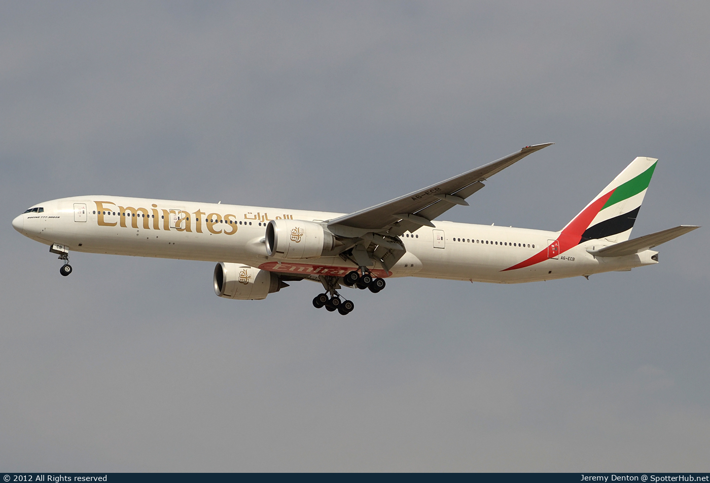 Photo of A6-ECB - Boeing 777-31H(ER) operated by Emirates