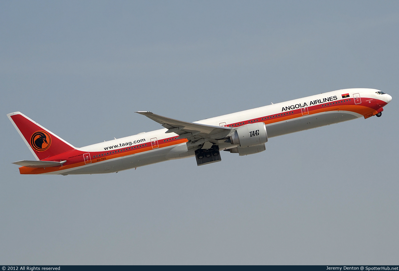 Photo of D2-TEG - Boeing 777-3M2(ER) operated by TAAG Angola Airlines