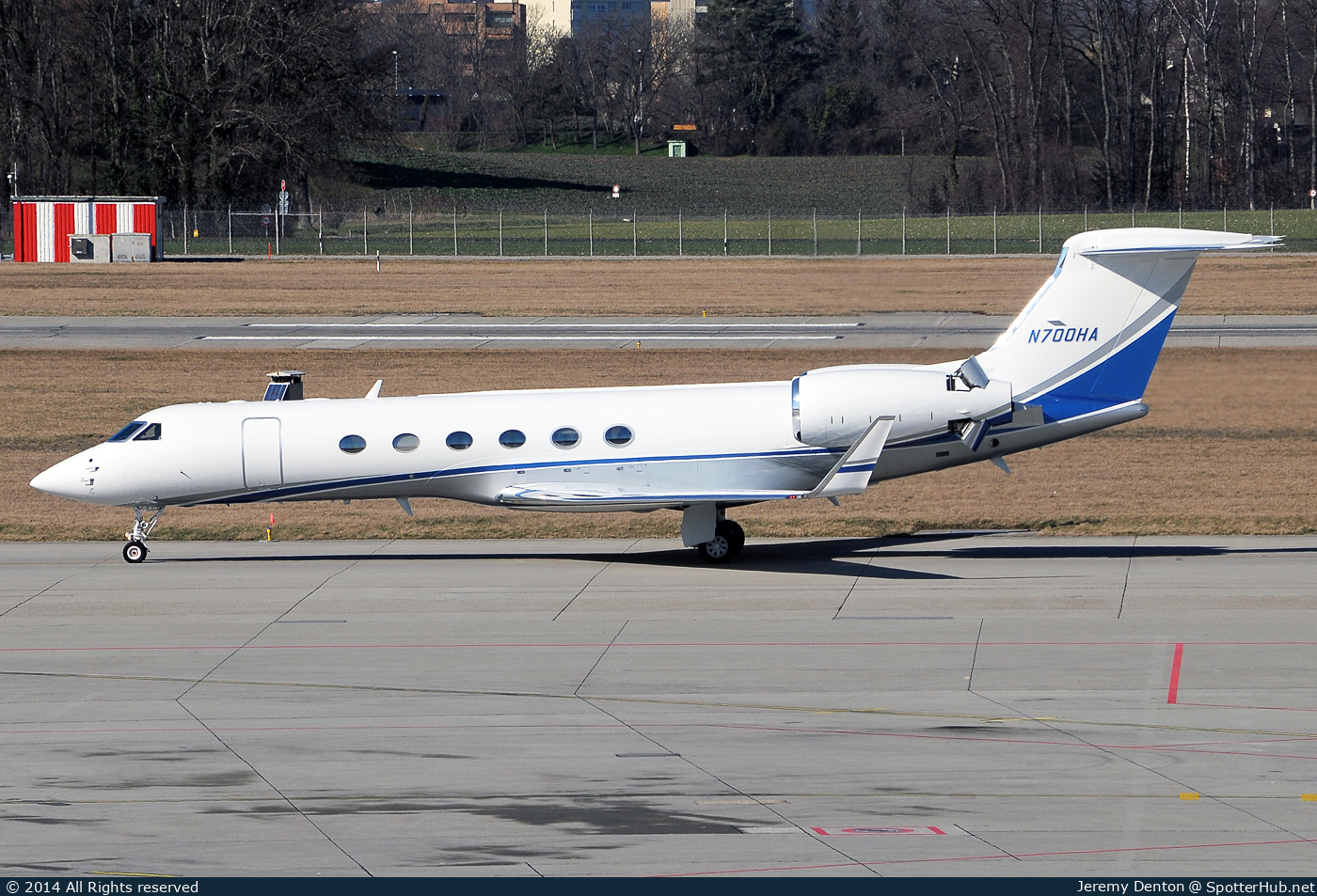 Photo of N700HA - Gulfstream GV operated by HM-Air