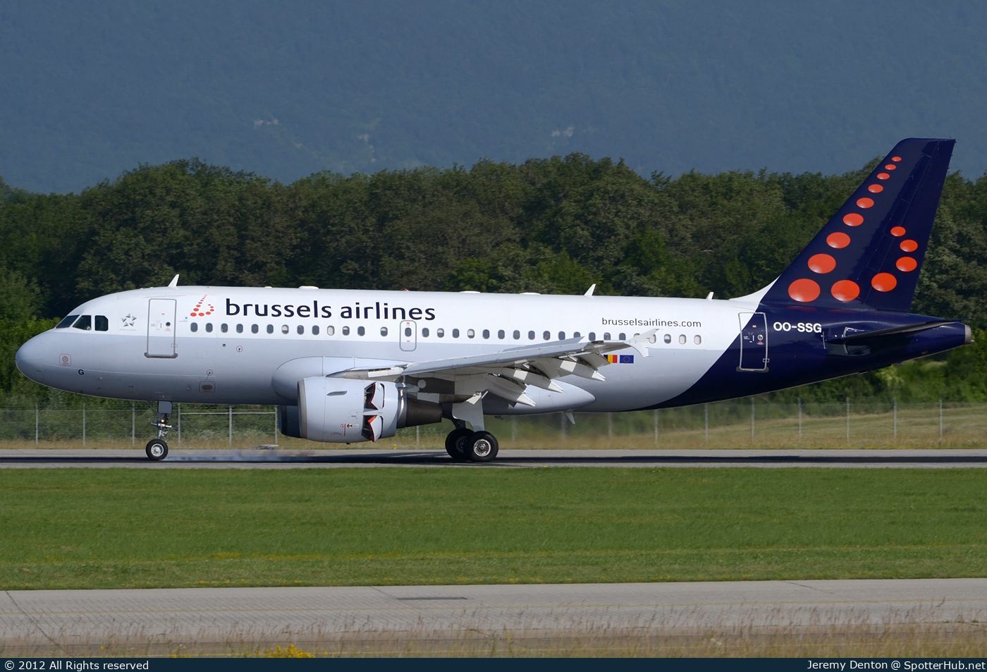 Photo of OO-SSG - Airbus A319-112 operated by Brussels Airlines