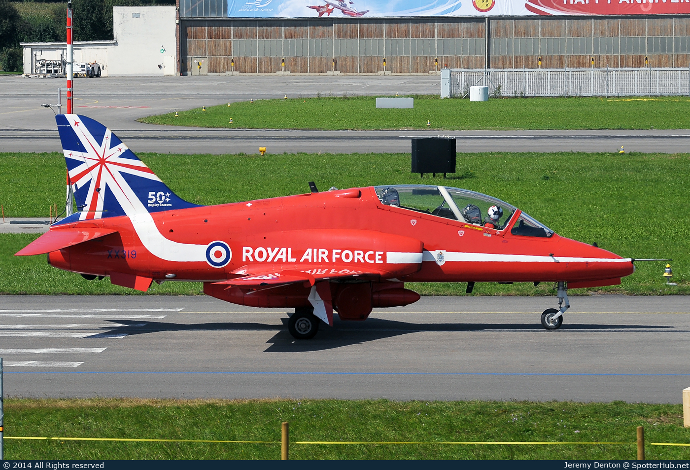 Photo of XX319 - British Aerospace Hawk T1A operated by Royal Air Force