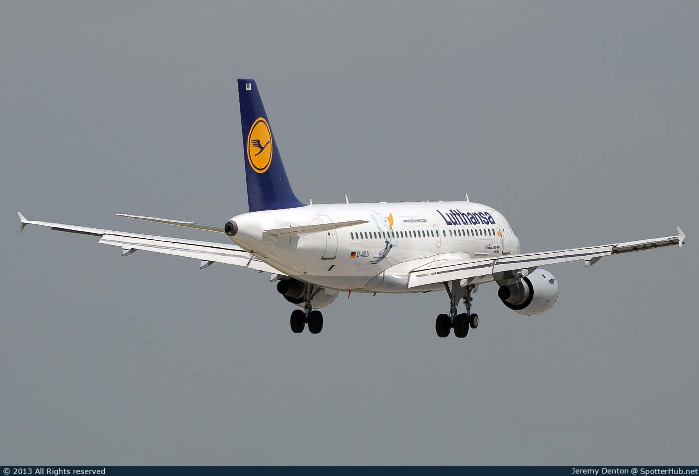 Photo of D-AILU - Airbus A319-114 operated by Lufthansa