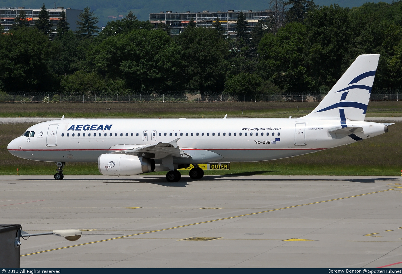 Photo of SX-DGB - Airbus A320-232 operated by Aegean Airlines
