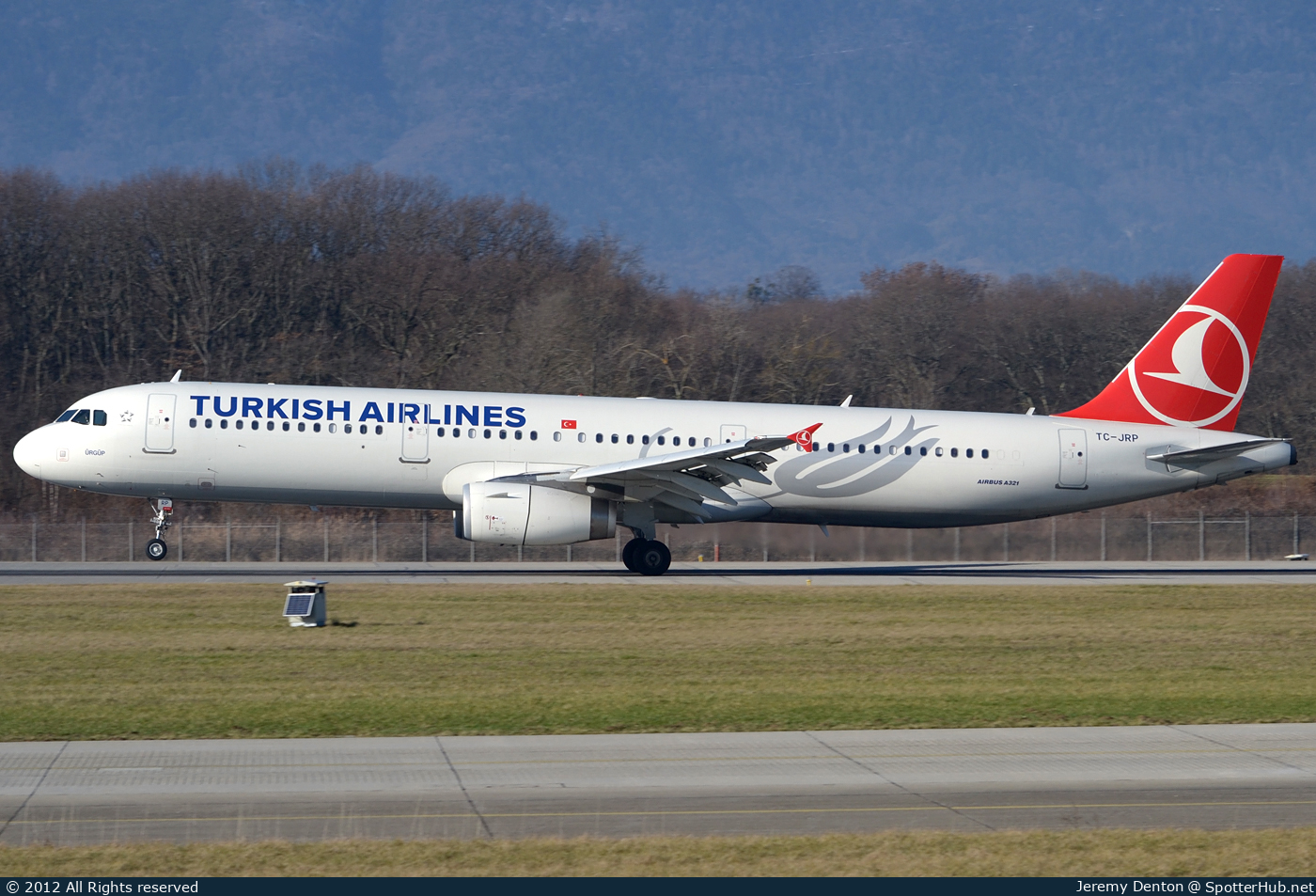 Photo of TC-JRP - Airbus A321-231 operated by Turkish Airlines