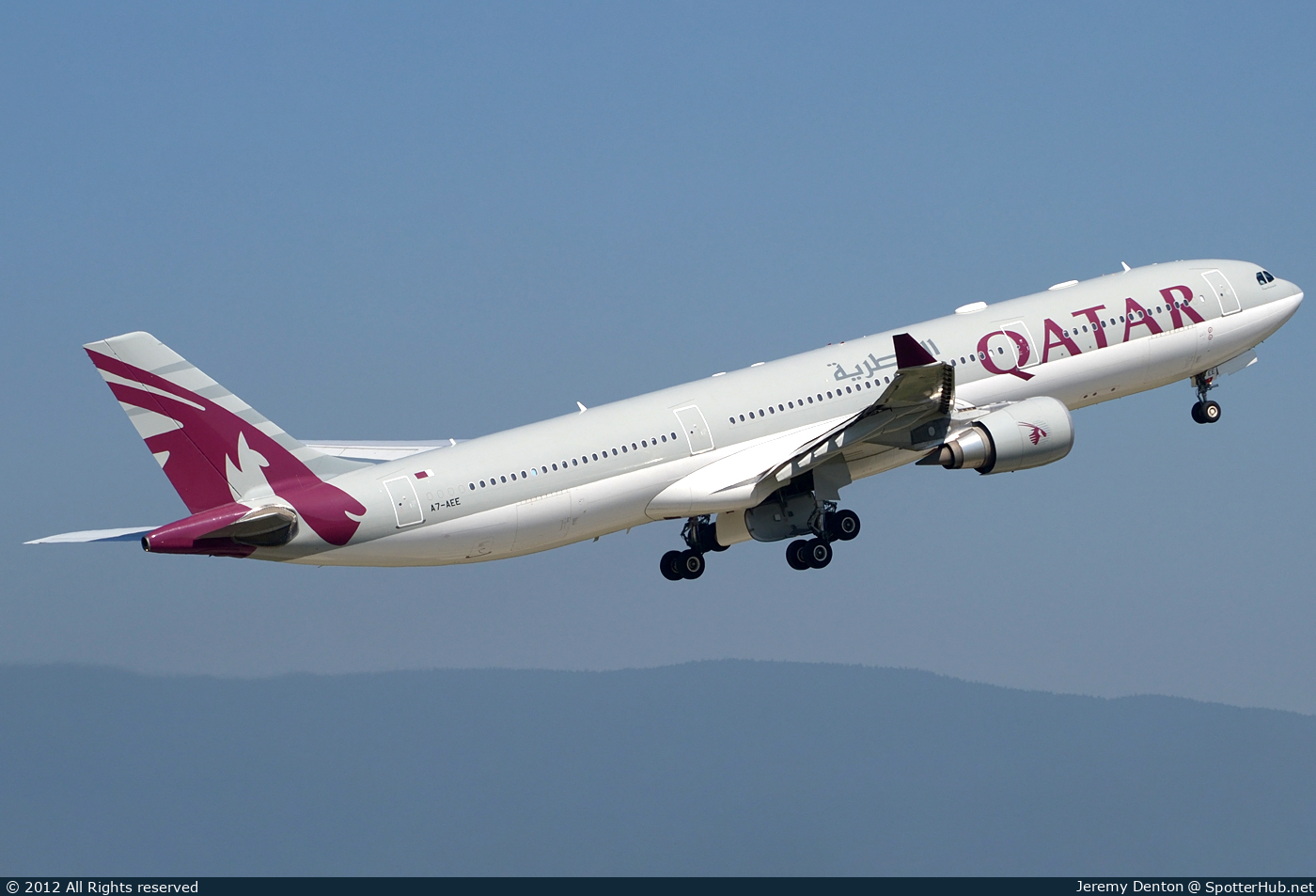 Photo of A7-AEE - Airbus A330-302 operated by Qatar Airways