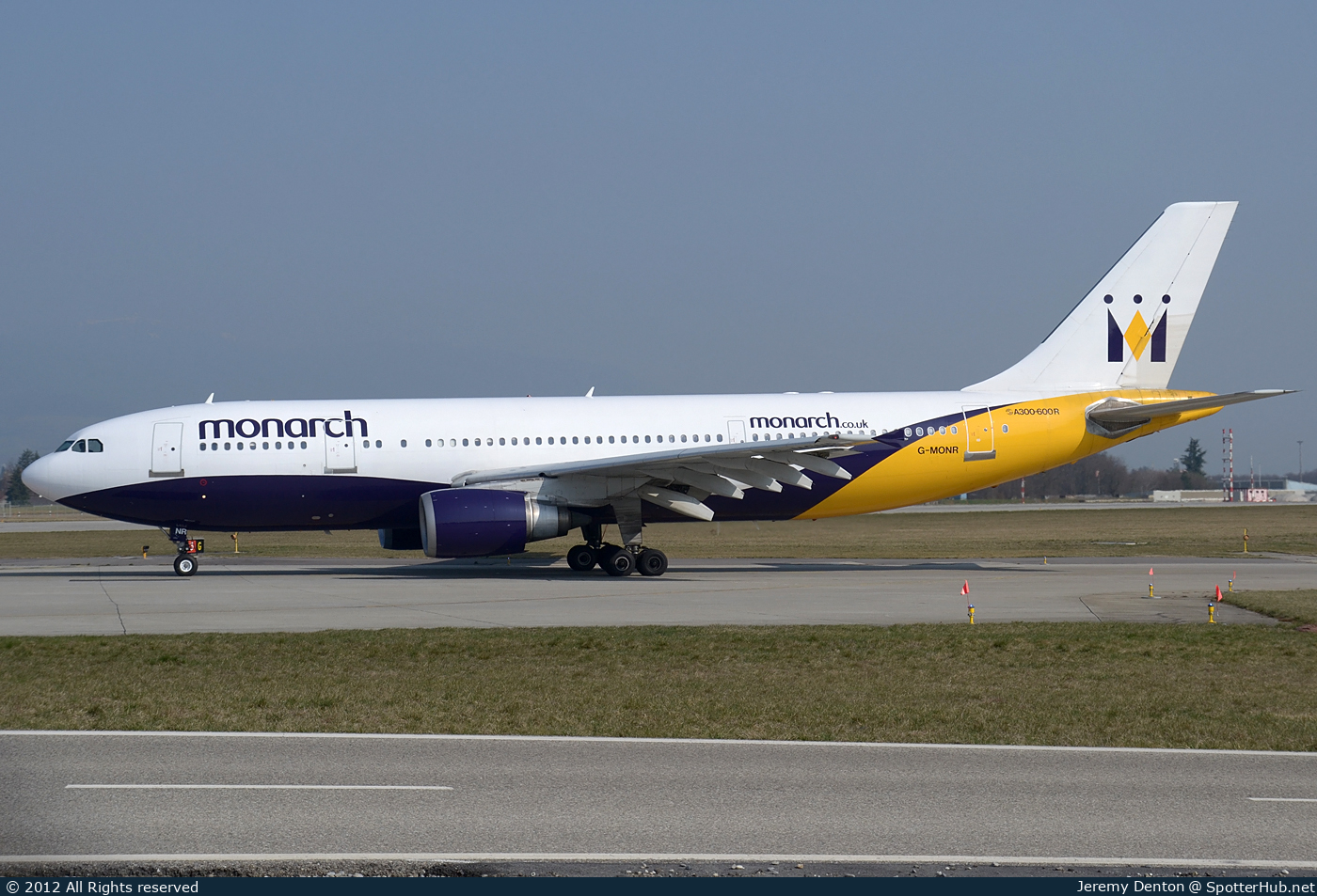 Photo of G-MONR - Airbus A300B4-605R operated by Monarch Airlines