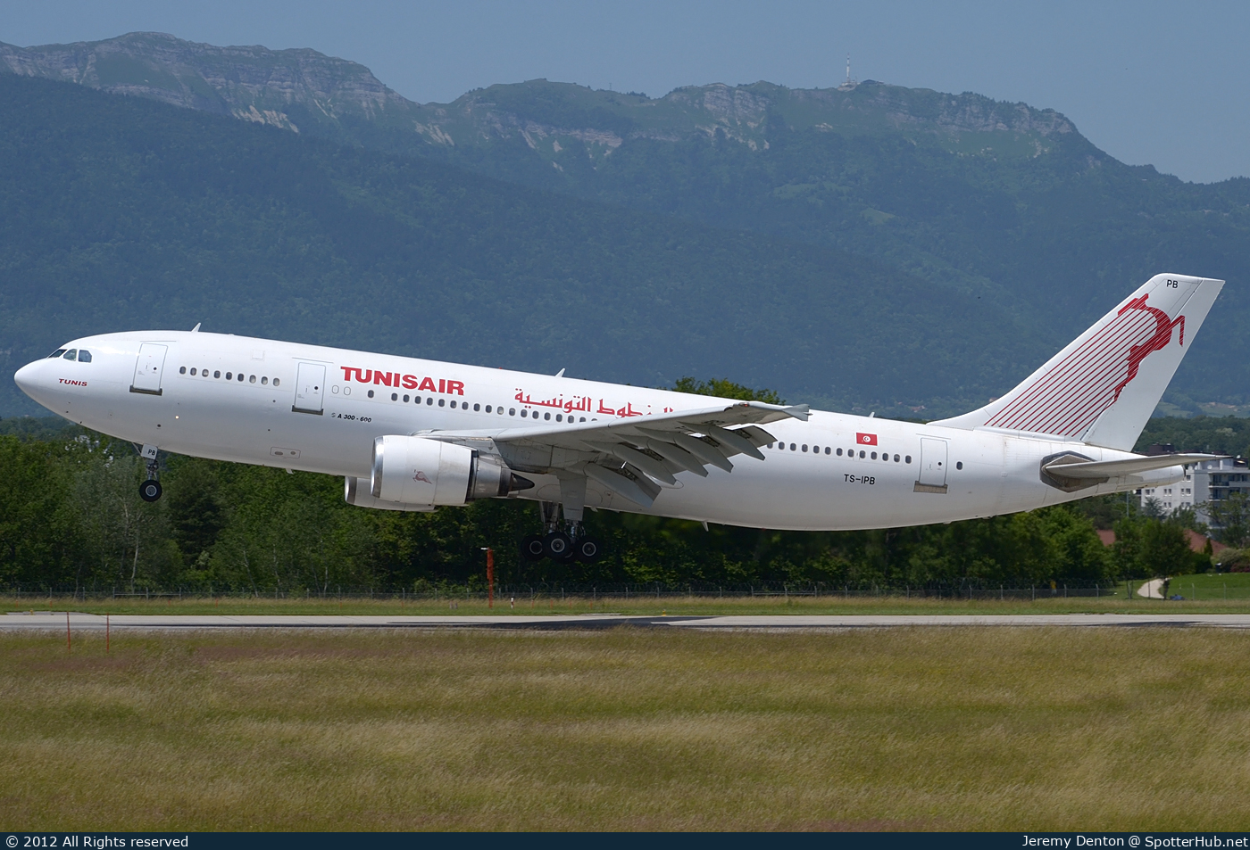 Photo of TS-IPB - Airbus A300B4-605R operated by Tunisair