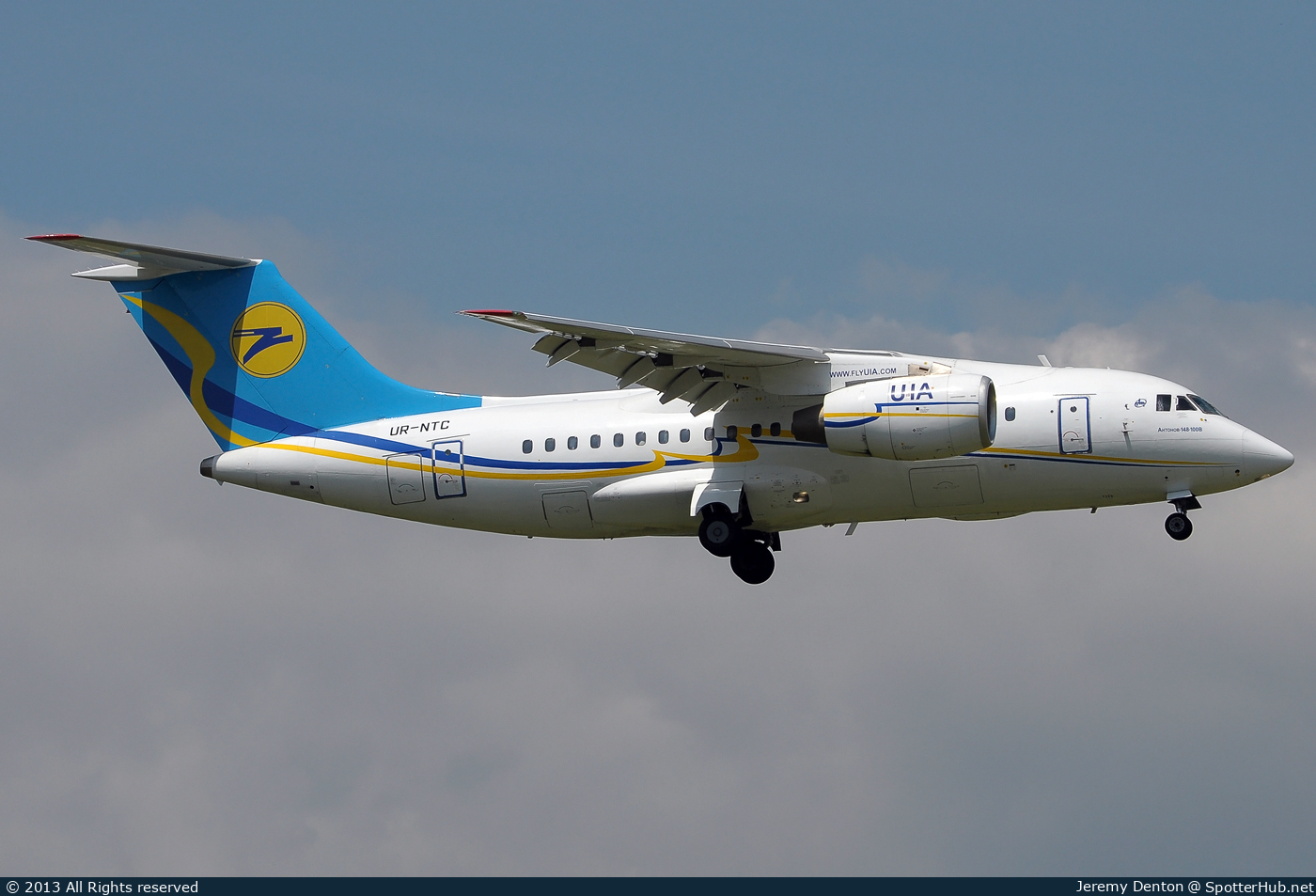 Photo of UR-NTC - Antonov An-148-100B operated by Ukraine International Airlines