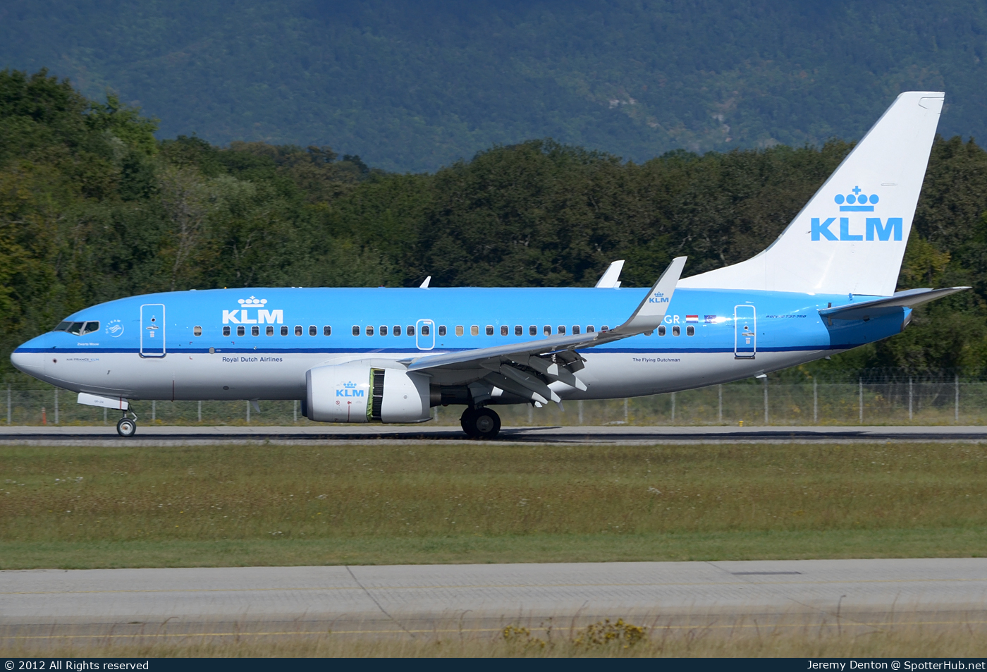 Photo of PH-BGR - Boeing 737-7K2 operated by KLM Royal Dutch Airlines