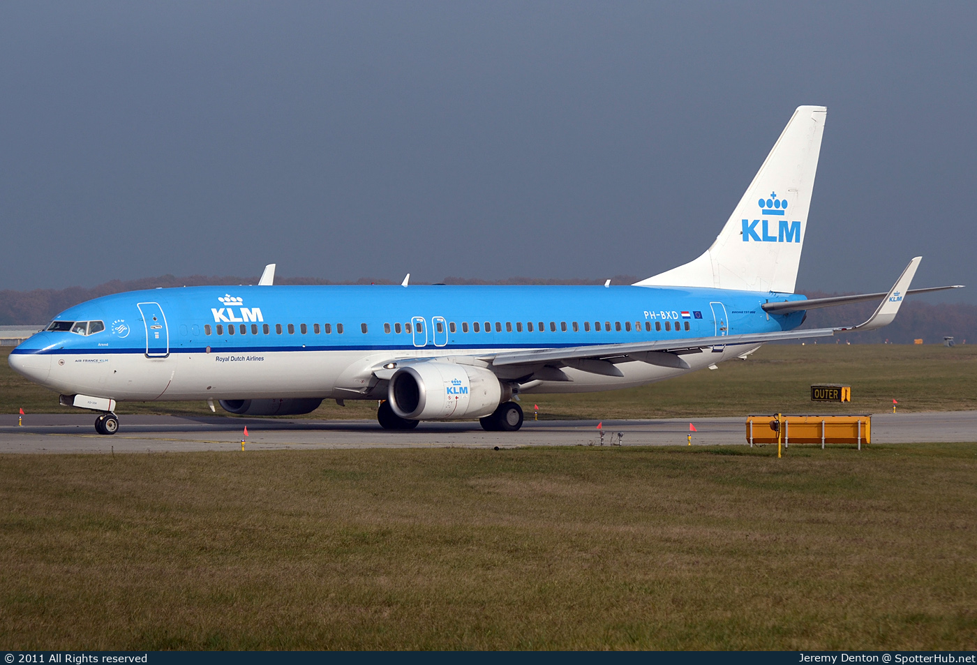Photo of PH-BXD - Boeing 737-8K2 operated by KLM Royal Dutch Airlines