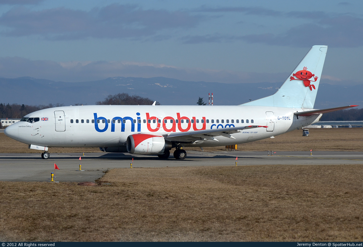 Photo of G-TOYL - Boeing 737-36N operated by bmibaby