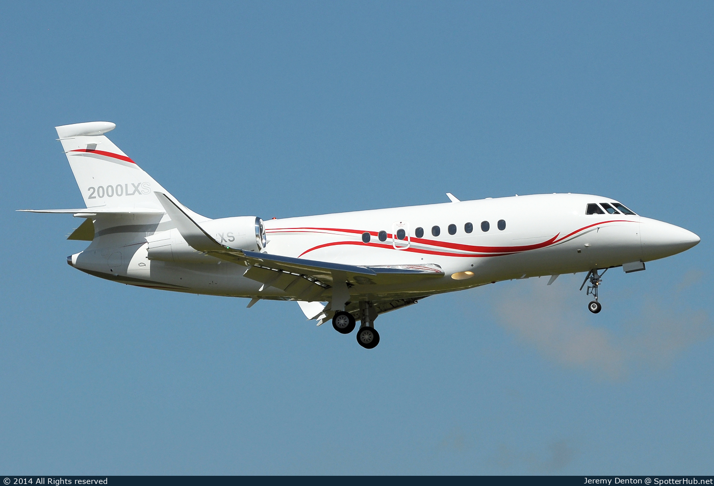 Photo of F-HLXS - Dassault Falcon 2000LXS operated by Dassault Aviation