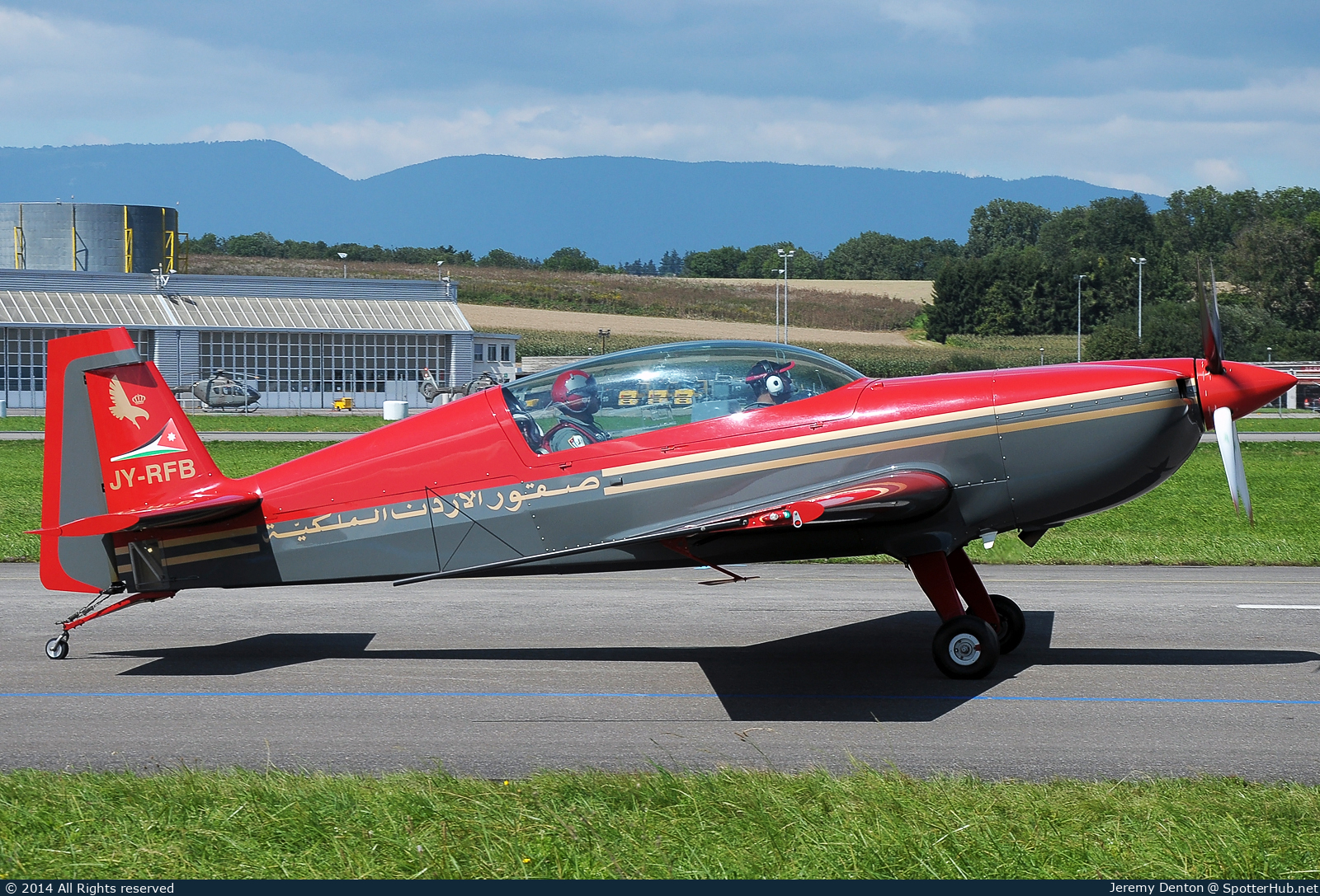Photo of JY-RFB - Extra EA-300LP operated by Royal Jordanian Falcons