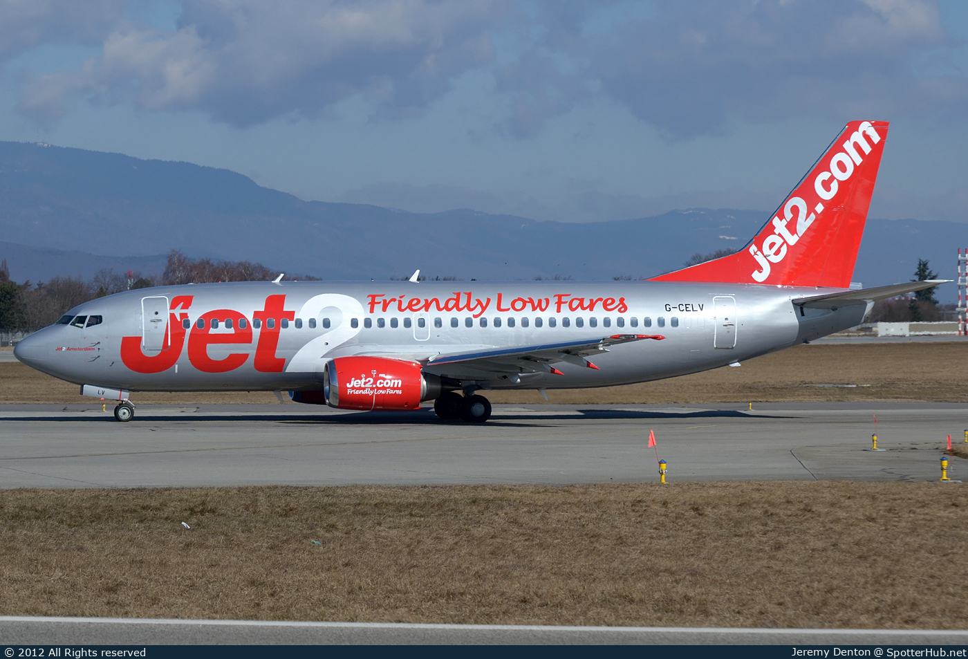 Photo of G-CELV - Boeing 737-377 operated by Jet2