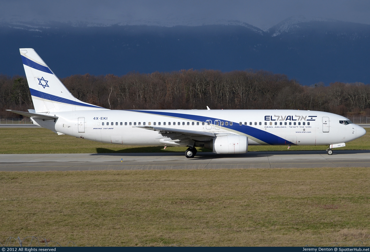 Photo of 4X-EKI - Boeing 737-86N operated by El Al Israel Airlines