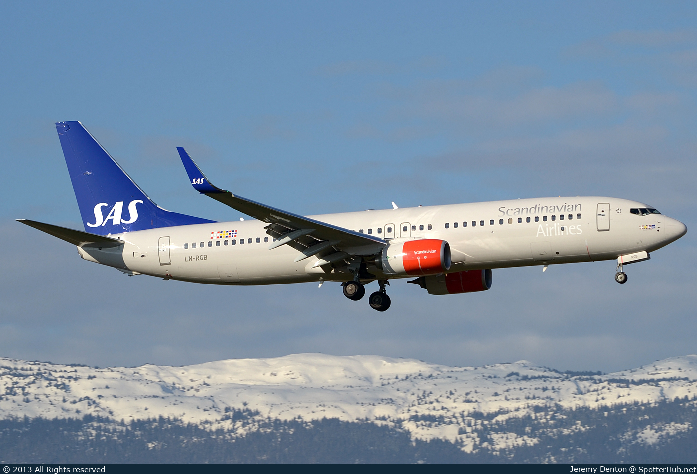 Photo of LN-RGB - Boeing 737-86N operated by SAS Scandinavian Airlines