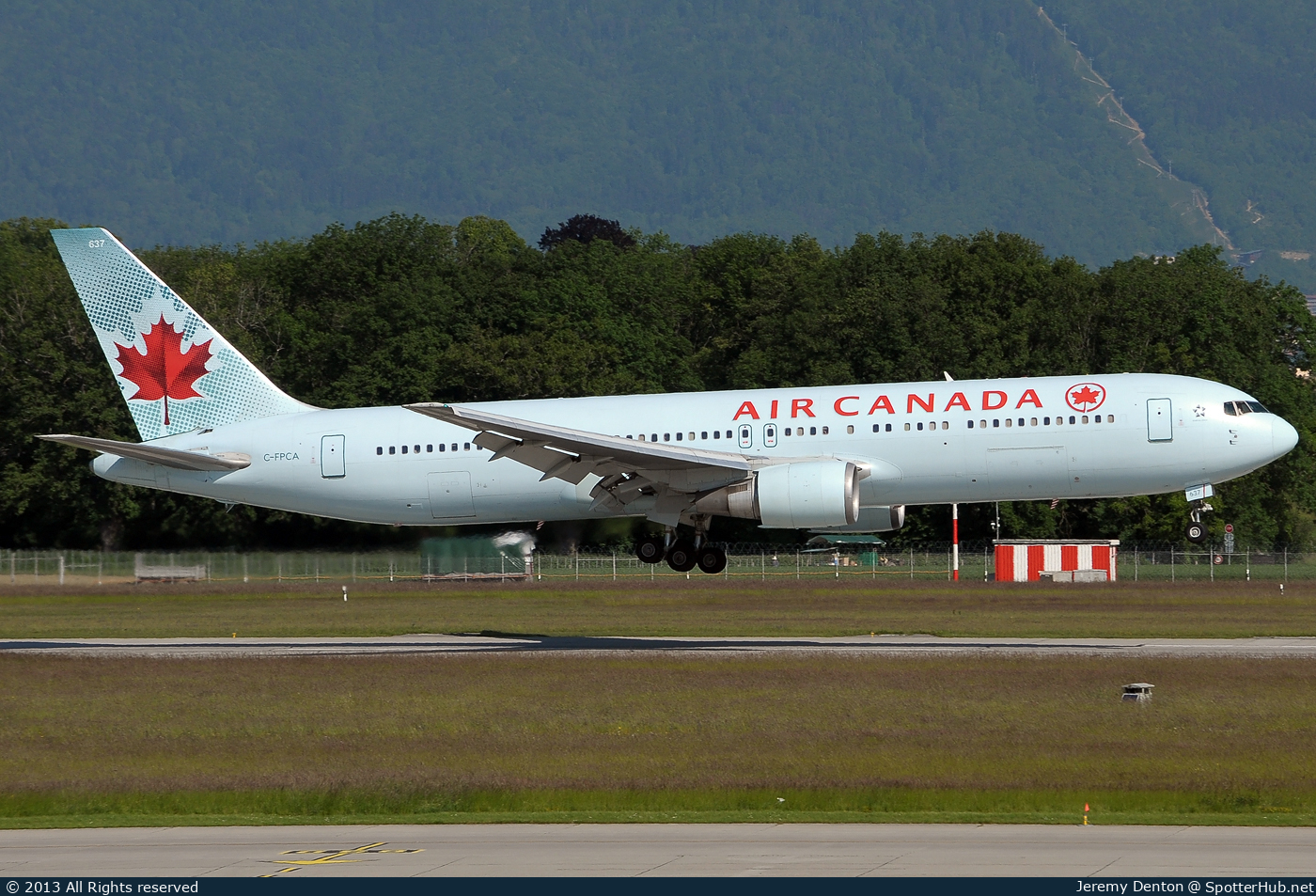 Photo of C-FPCA - Boeing 767-375(ER) operated by Air Canada