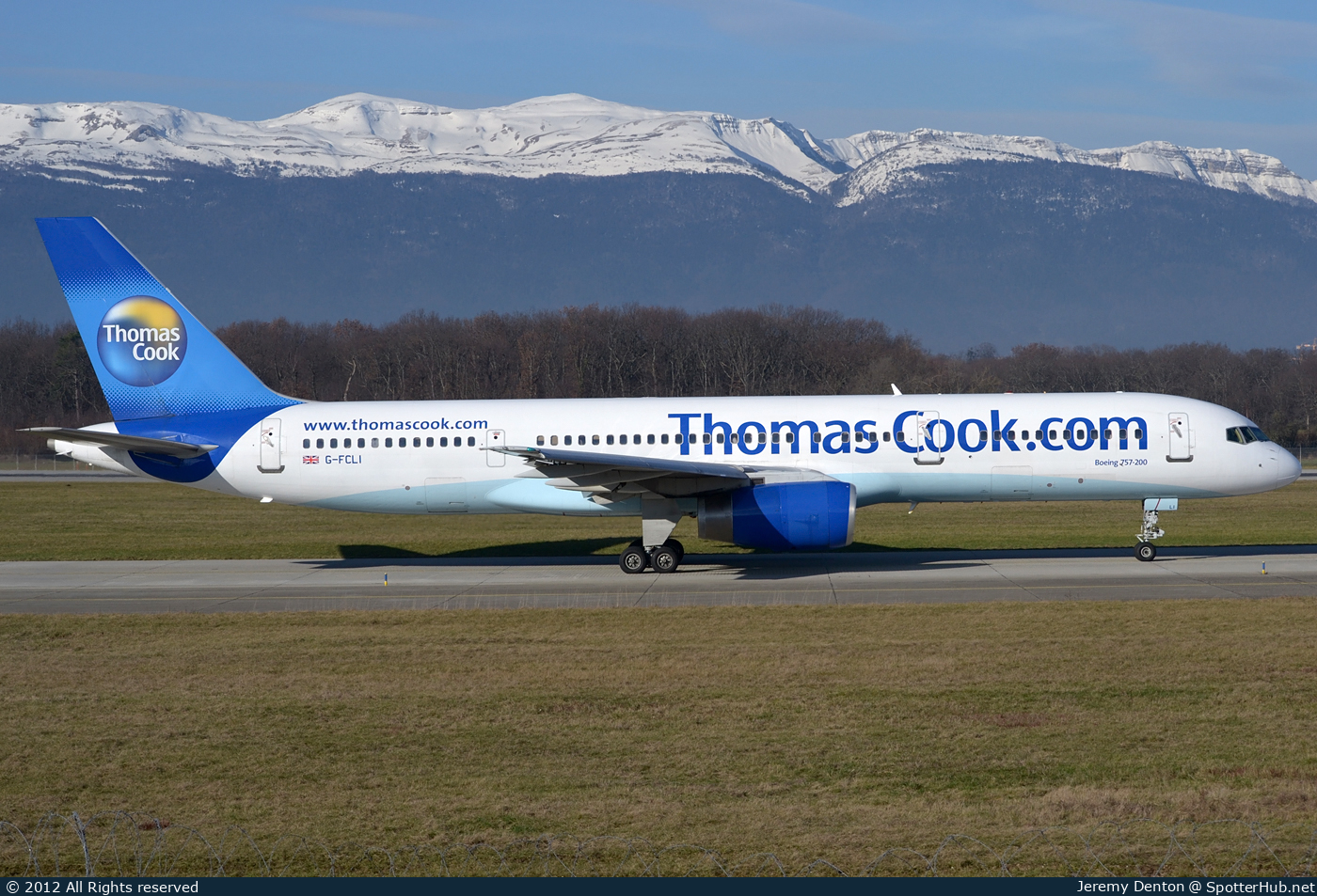 Photo of G-FCLI - Boeing 757-28A operated by Thomas Cook Airlines