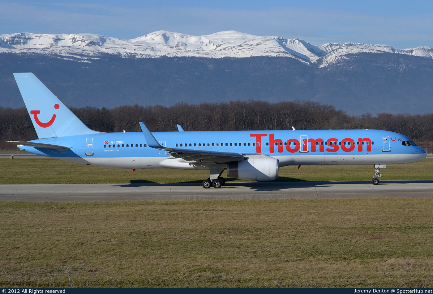 Photo of G-OOBP - Boeing 757-2G5 operated by Thomson Airways