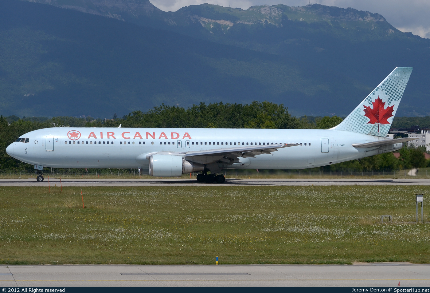 Photo of C-FCAE - Boeing 767-375(ER) operated by Air Canada