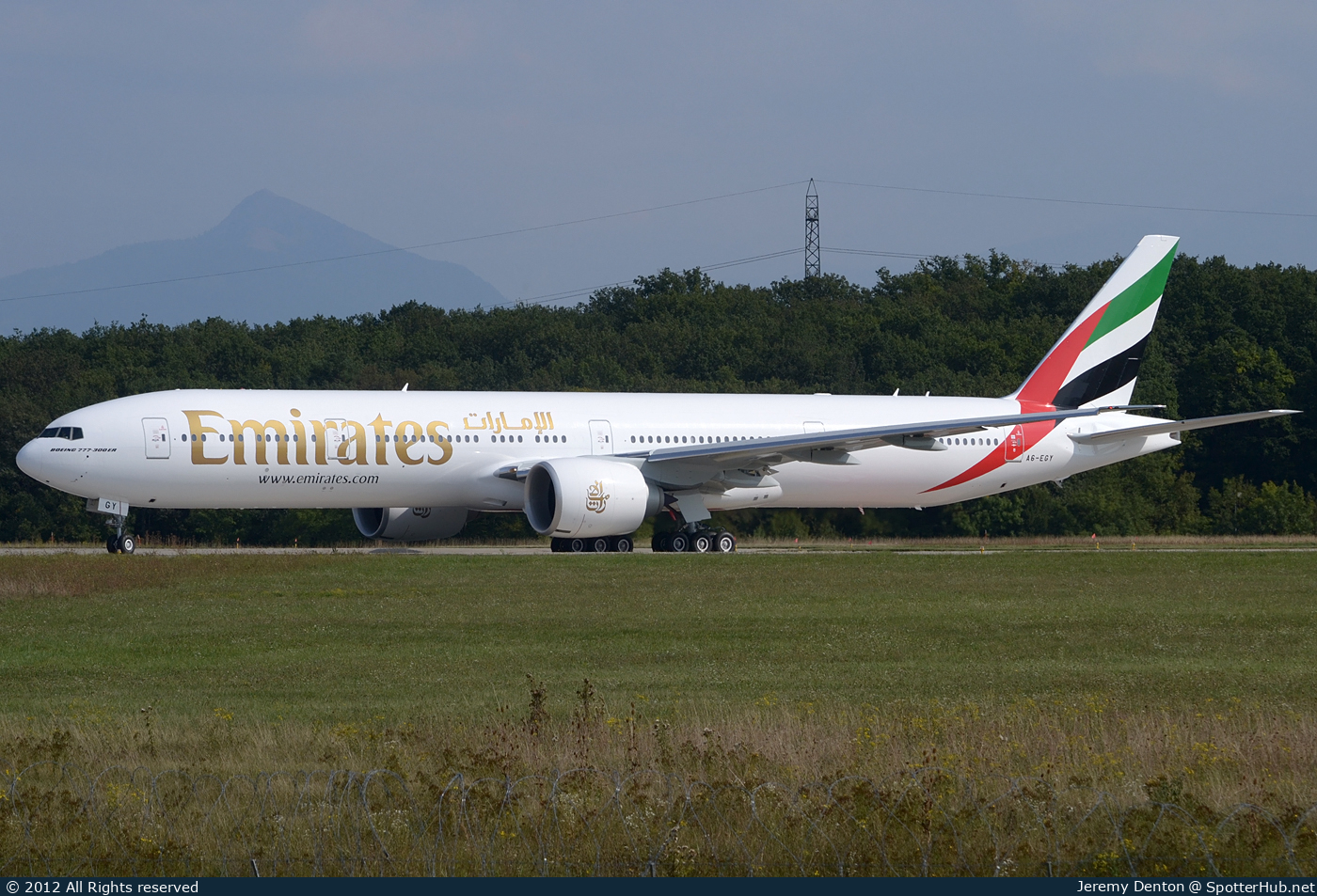 Photo of A6-EGY - Boeing 777-31H(ER) operated by Emirates