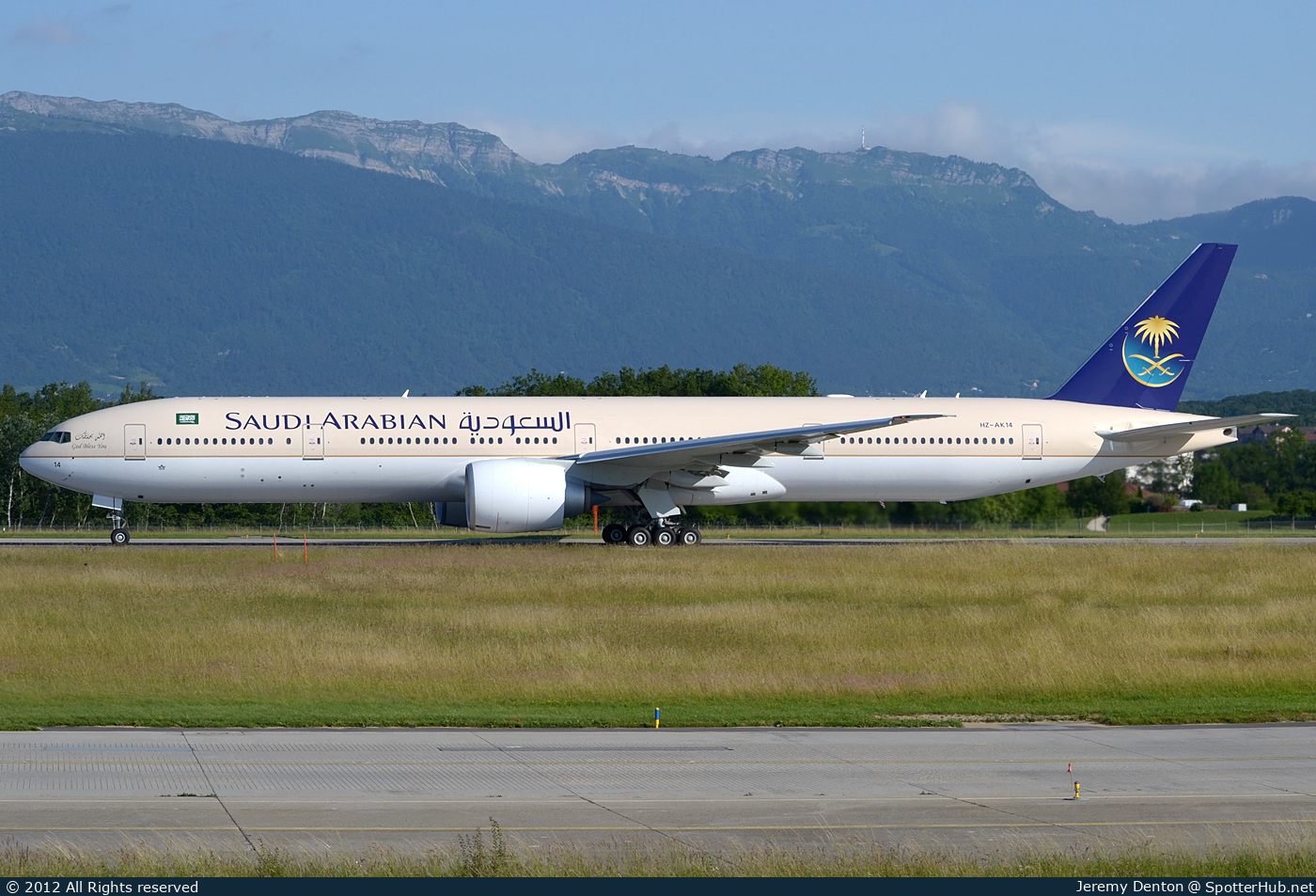 Photo of HZ-AK14 - Boeing 777-368(ER) operated by Saudi Arabian Airlines
