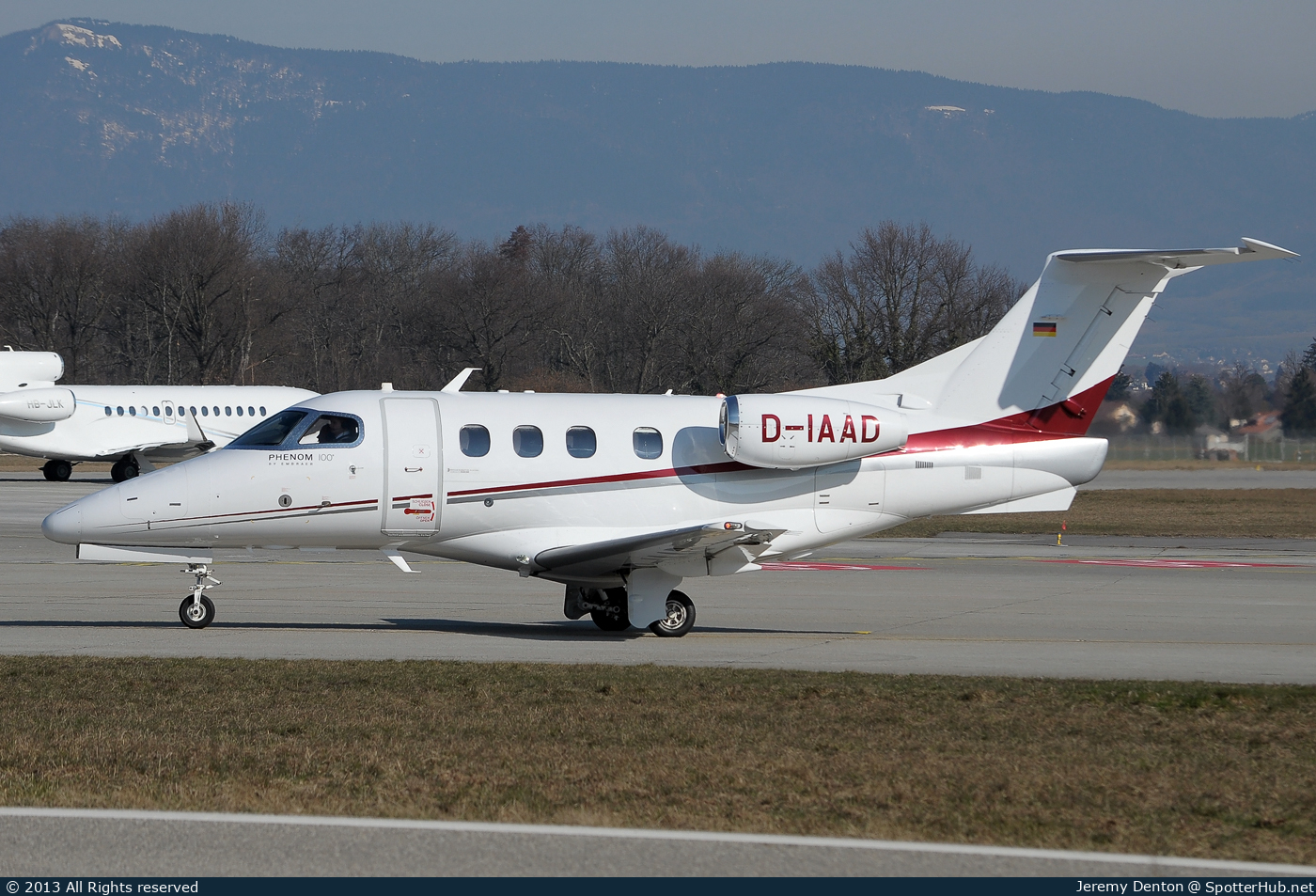 Photo of D-IAAD - Embraer Phenom 100 operated by Arcus-Air