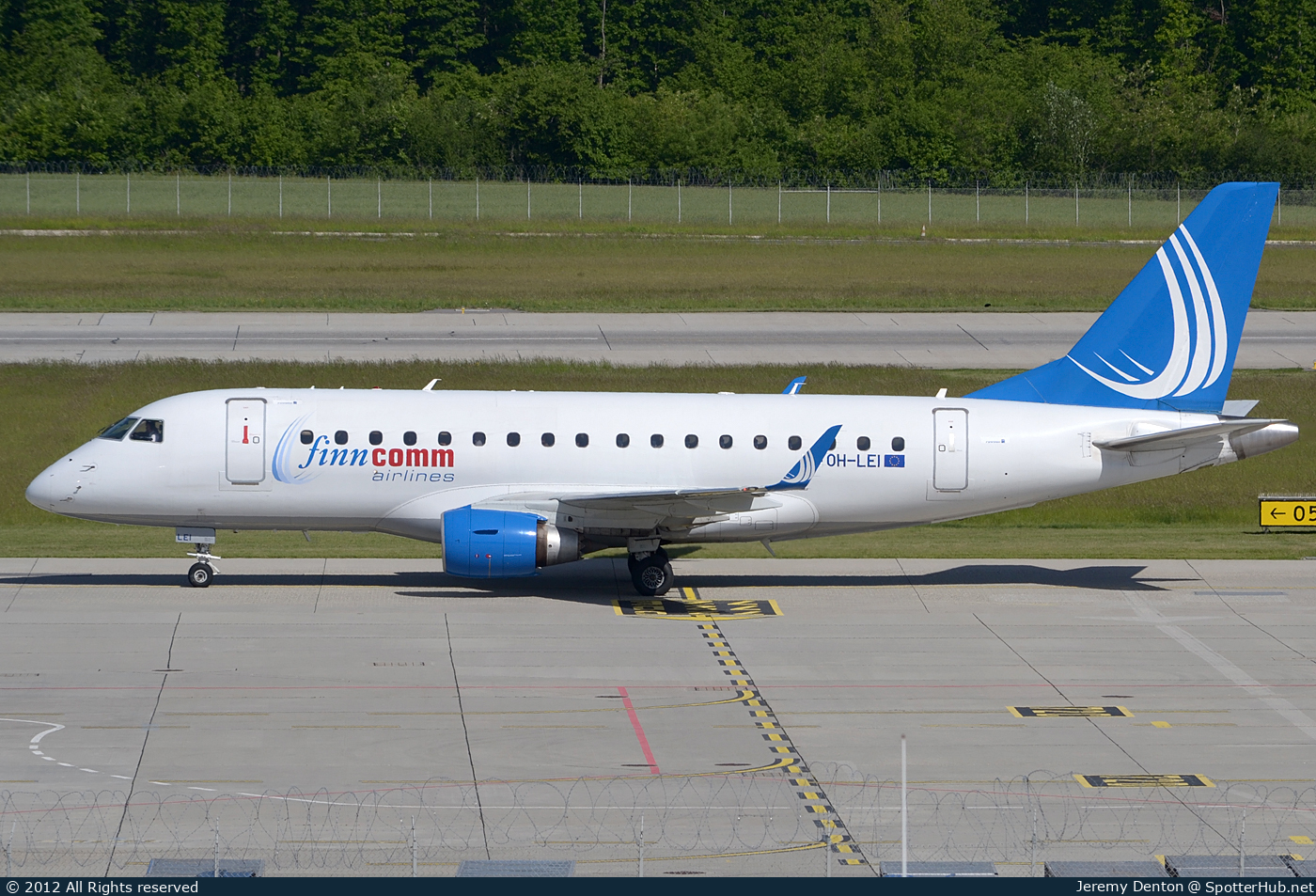 Photo of OH-LEI - Embraer ERJ-170STD operated by Finncomm Airlines