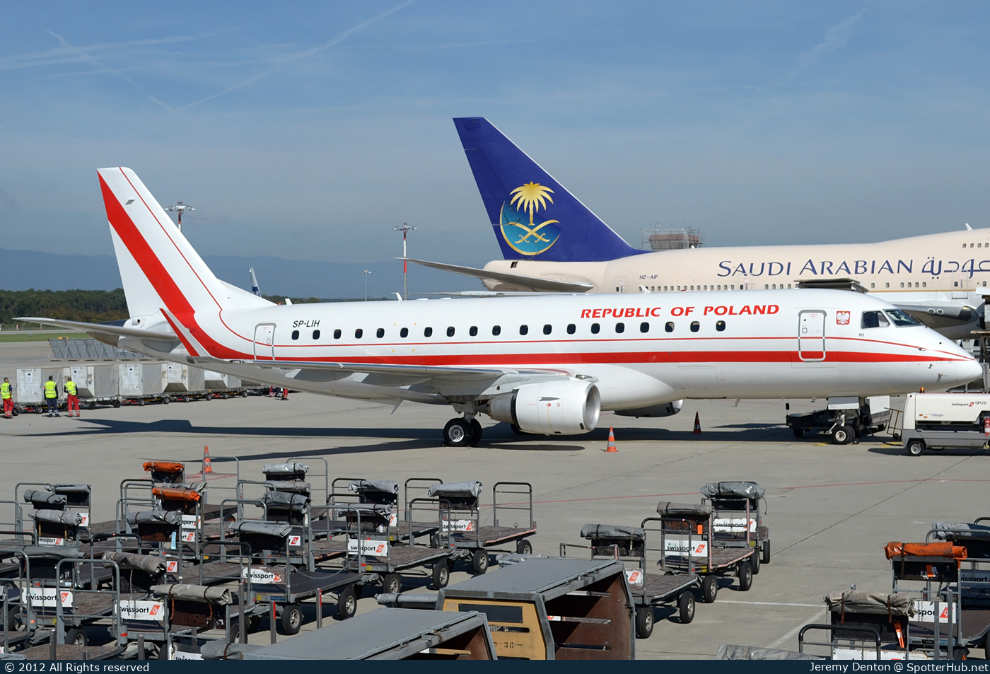 Photo of SP-LIH - Embraer ERJ-175LR operated by Government of Poland