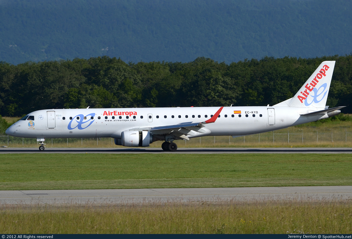 Photo of EC-KYO - Embraer ERJ-195LR operated by Air Europa
