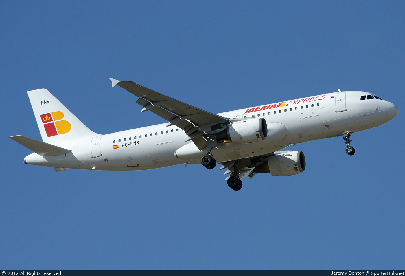Photo of EC-FNR - Airbus A320-211 operated by Iberia Express