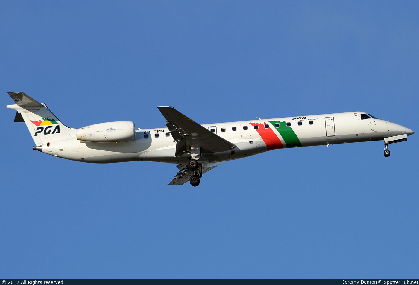 Photo of CS-TPM - Embraer ERJ-145EP operated by Portugália Airlines