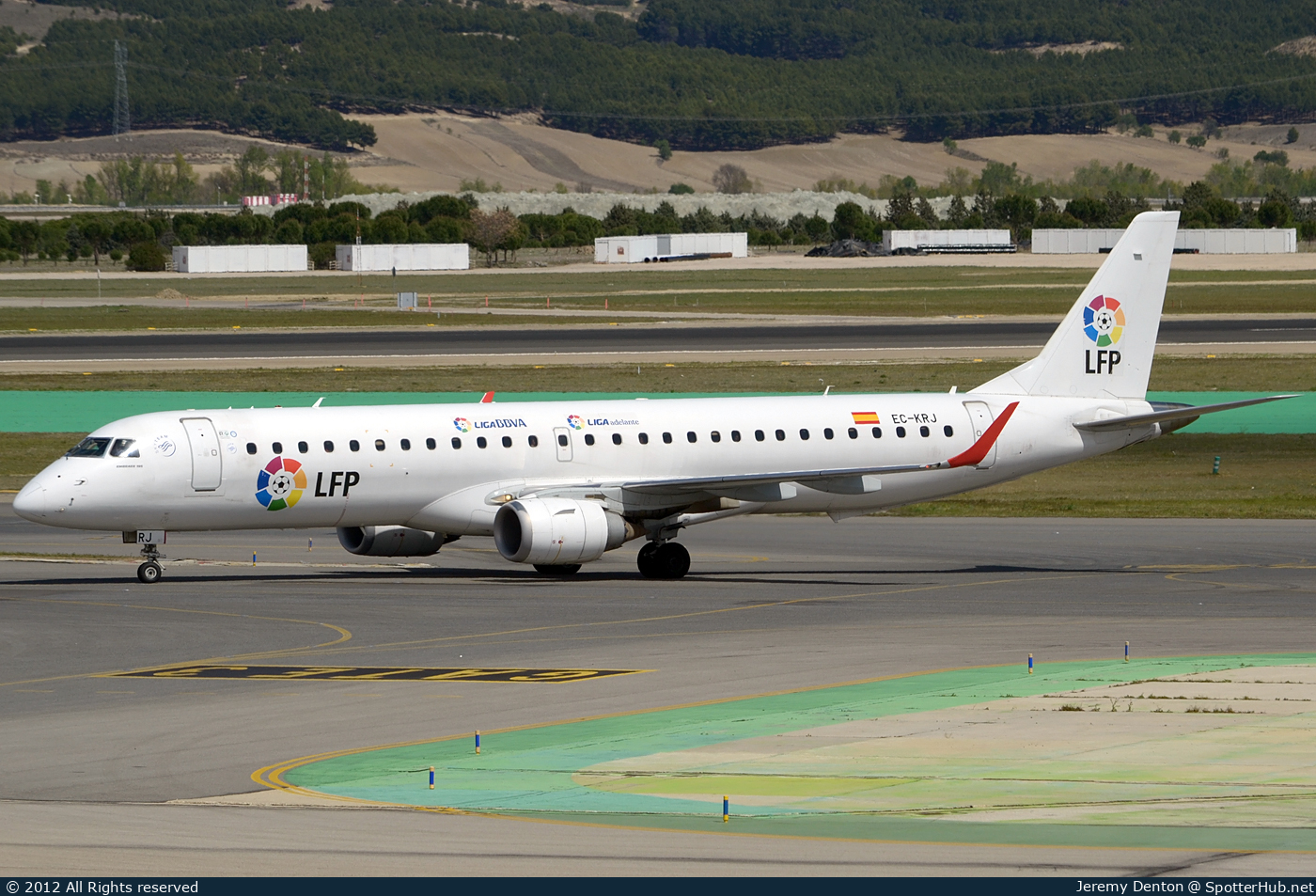 Photo of EC-KRJ - Embraer ERJ-195LR operated by Air Europa