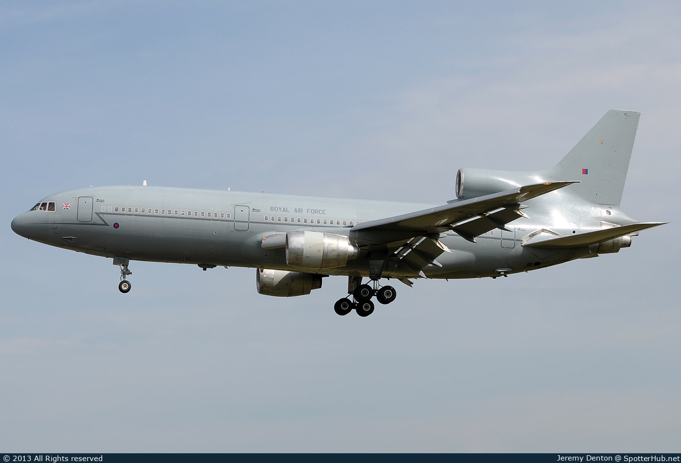 Photo of ZE706 - Lockheed L-1011-500 TriStar C.2A