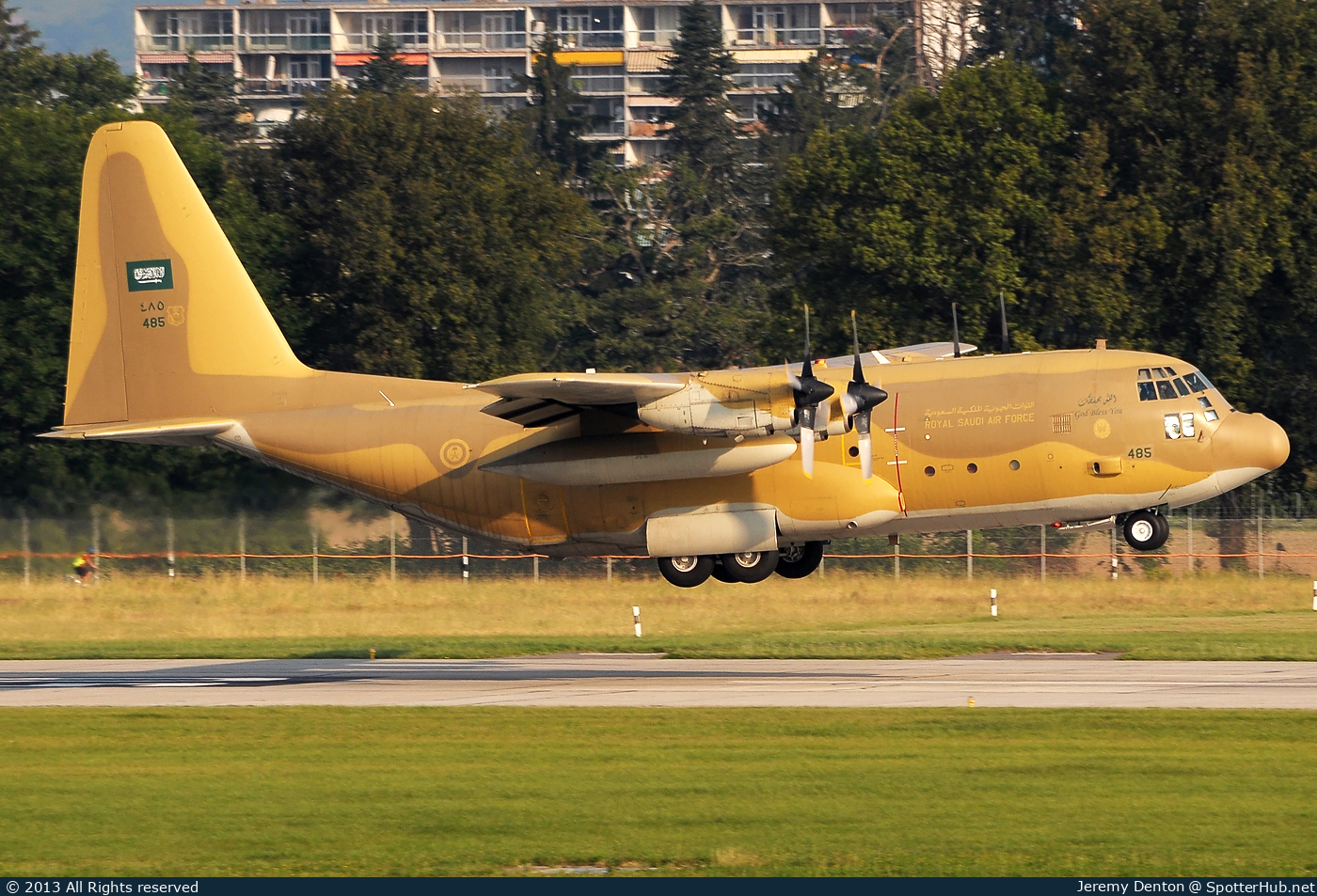 Photo of 485 - Lockheed C-130H Hercules operated by Royal Saudi Air Force