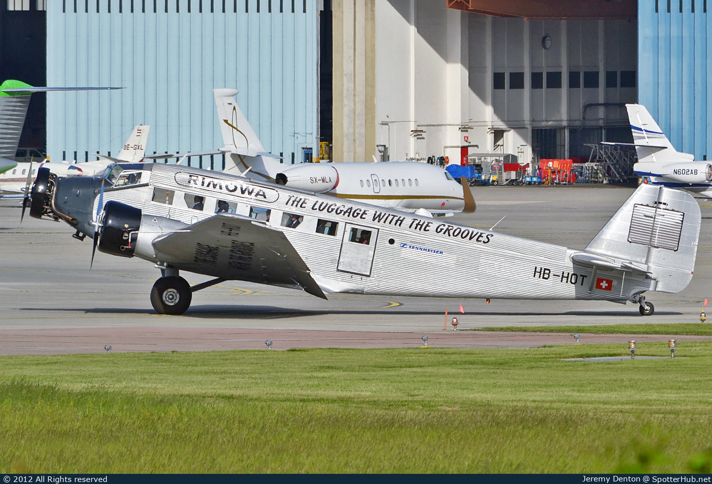 Photo of HB-HOT - Junkers Ju 52/3mg4e operated by Ju-Air