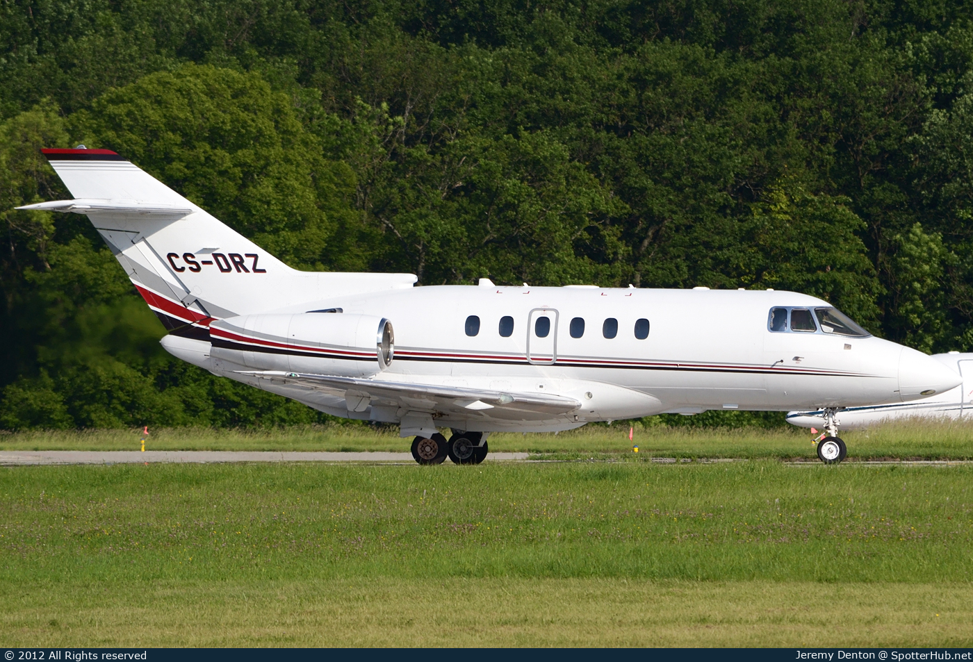 Photo of CS-DRZ - Hawker Beechcraft 800XPi operated by NetJets Europe