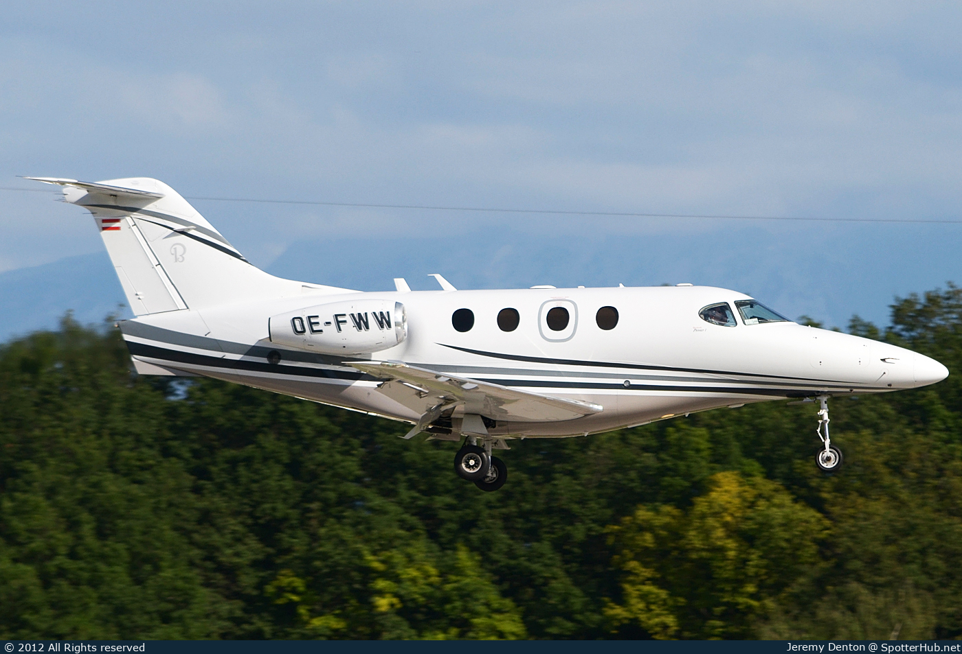 Photo of OE-FWW - Hawker Beechcraft 390 Premier I operated by Europ Star Aircraft