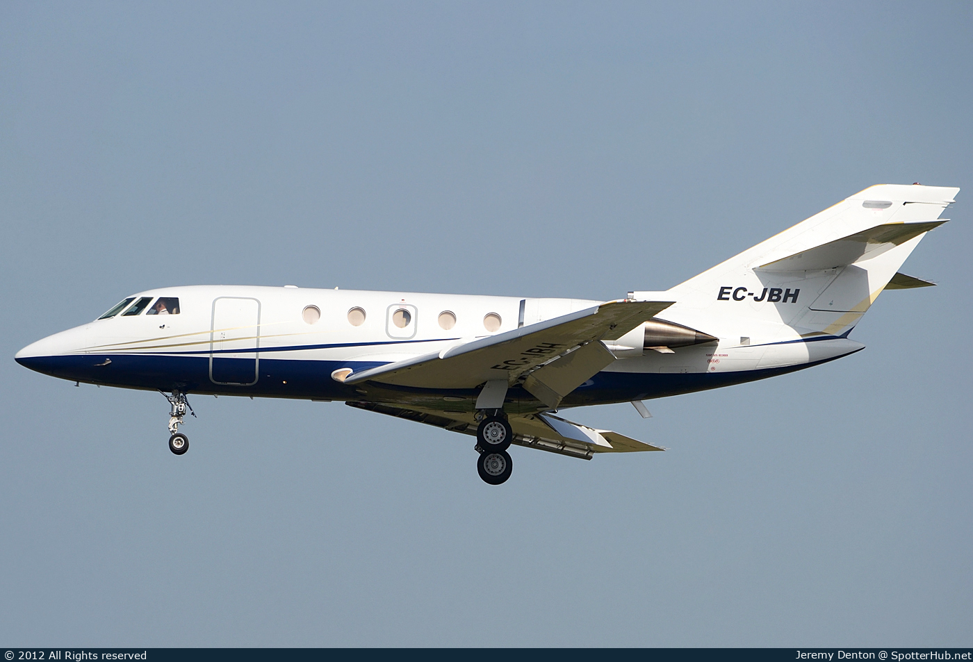 Photo of EC-JBH - Dassault Falcon 200 operated by Mayoral Executive Jet