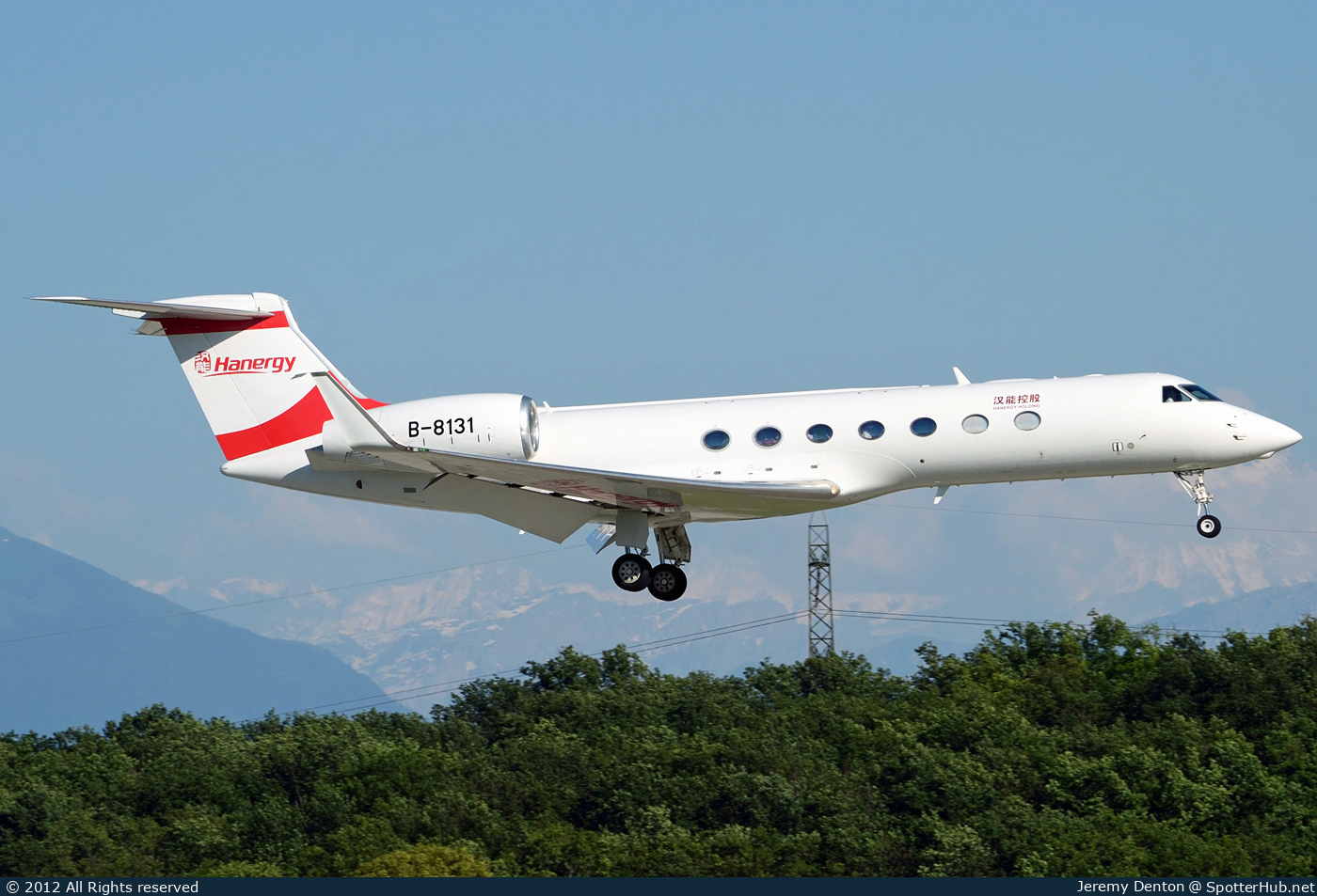 Photo of B-8131 - Gulfstream GV-SP (G550) operated by Hanergy Jet