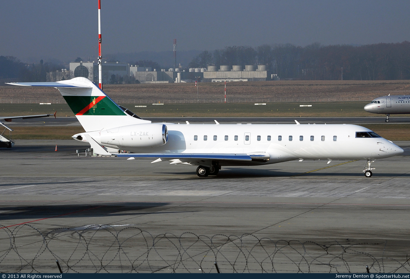 Photo of LX-ZAK - Bombardier Global 5000 operated by Global Jet Luxembourg